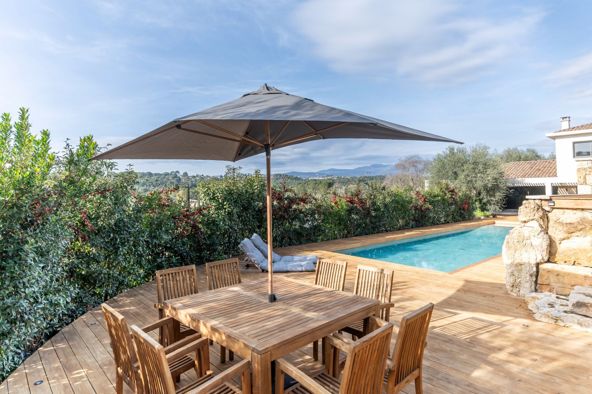 villa 6 Pièces en vente sur MOUGINS (06250)