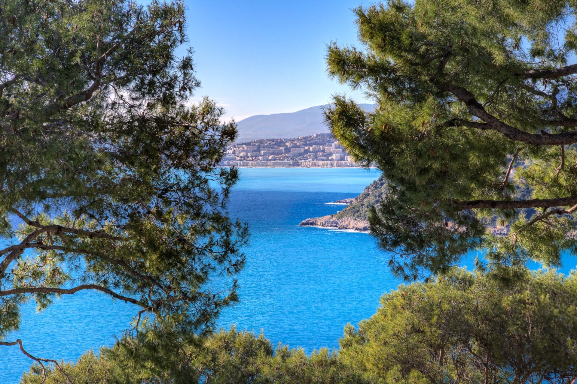 villa 7 Rooms for sale on ST JEAN CAP FERRAT (06230)