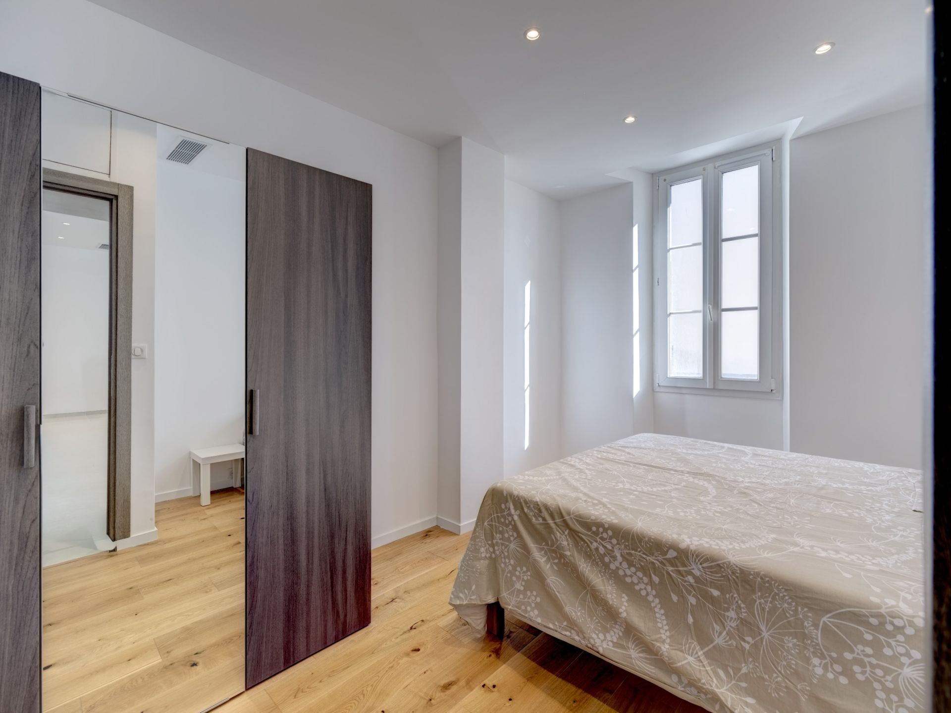 apartment 2 Rooms for sale on CANNES (06400)