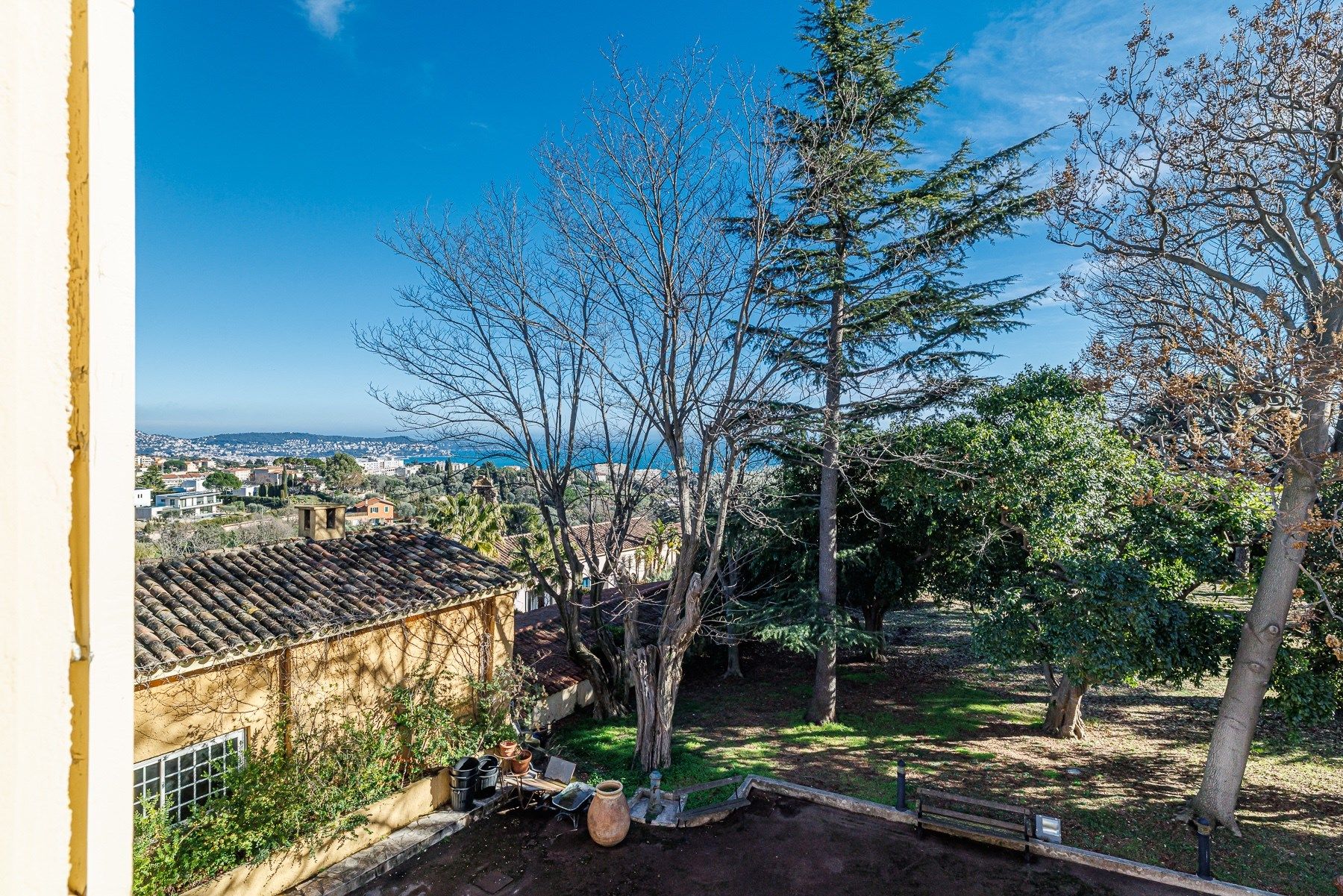 mansion 23 Rooms for sale on NICE (06000)