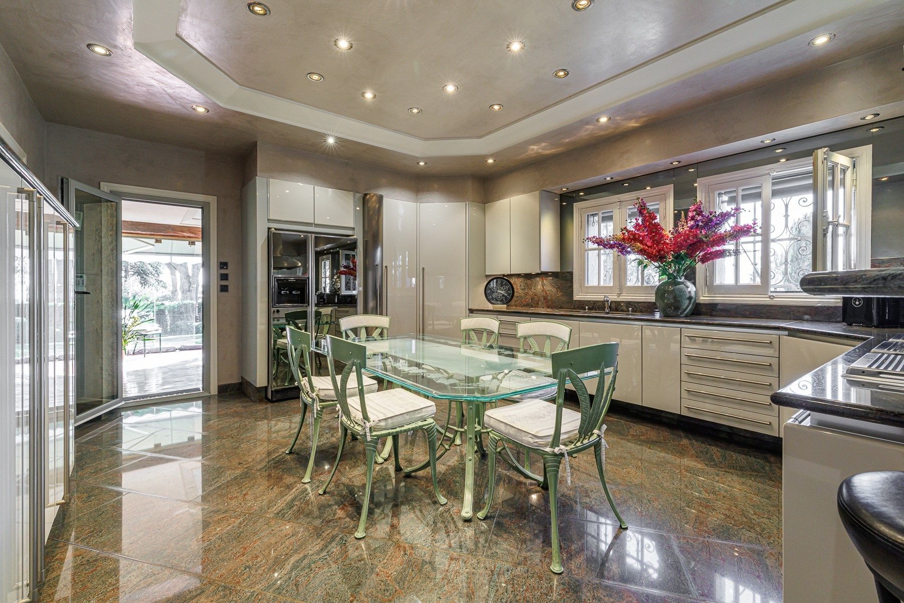 villa 8 Pièces en vente sur NICE (06200)