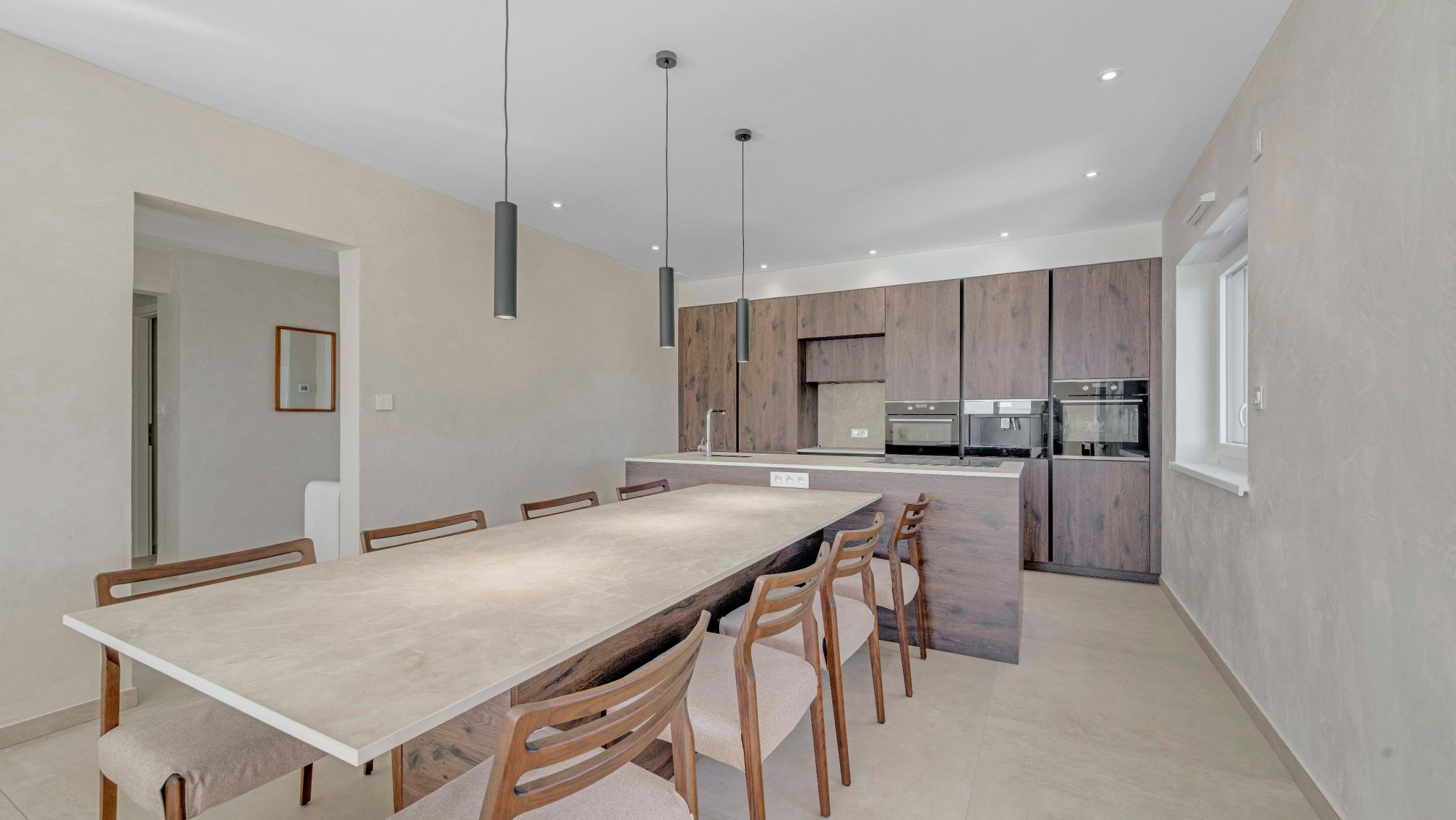 villa 6 Rooms for sale on LES ISSAMBRES (83380)