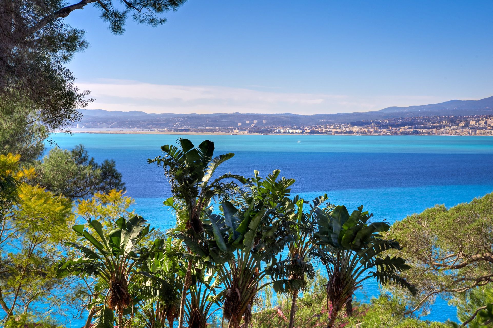 villa 7 Rooms for sale on ST JEAN CAP FERRAT (06230)
