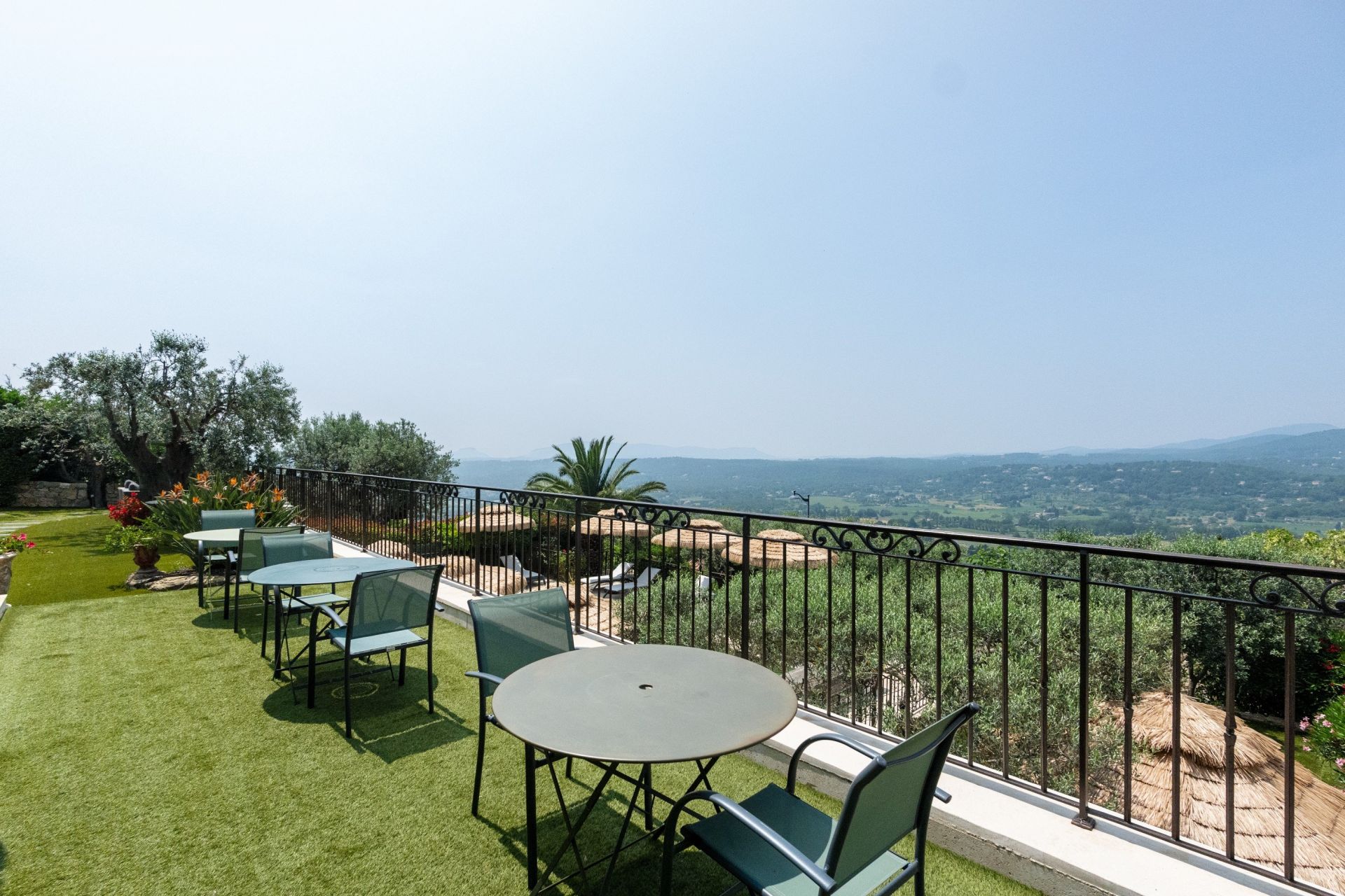 maison provençale 10 Pièces en vente sur FAYENCE (83440)