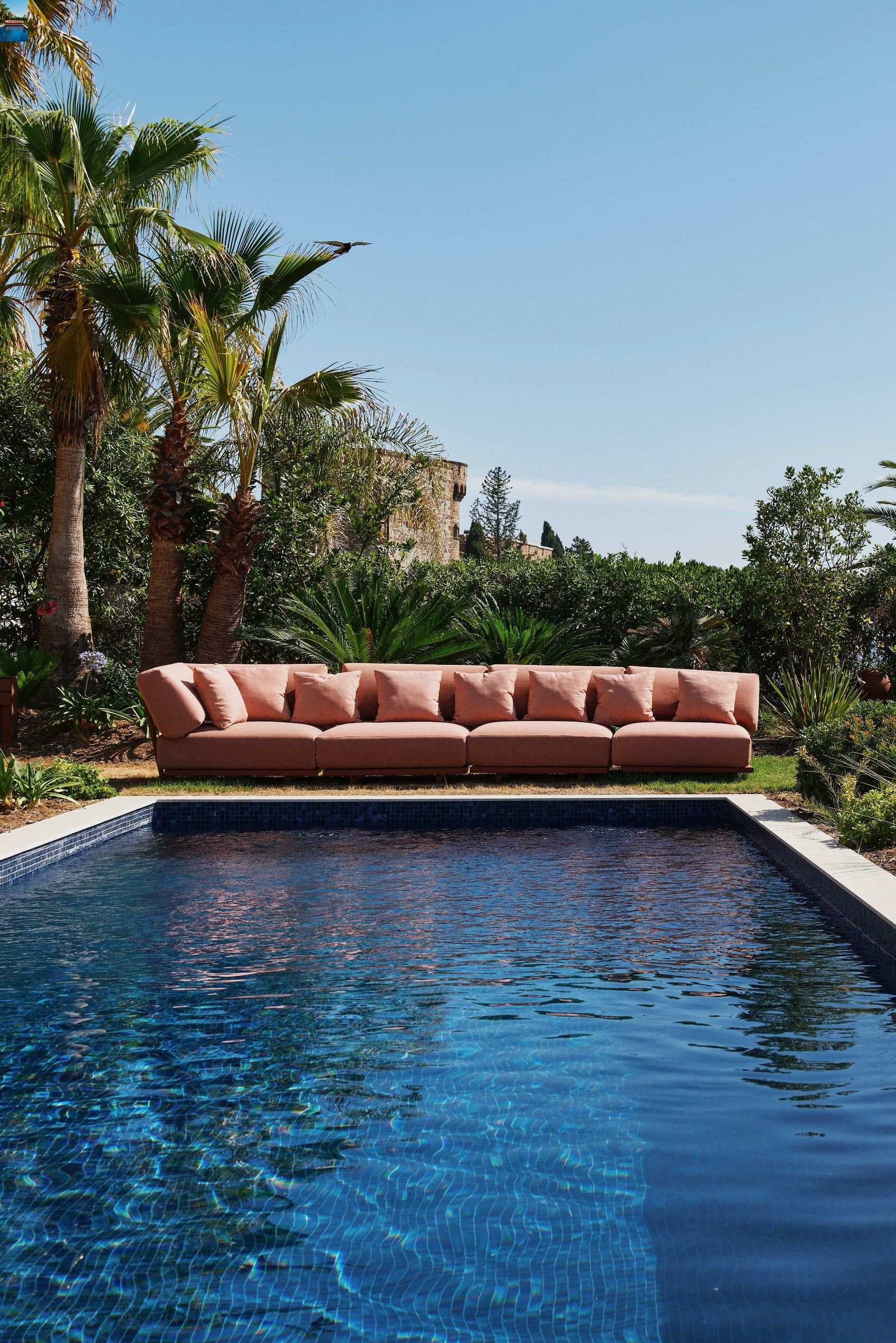 contemporary house 10 Rooms for sale on MANDELIEU LA NAPOULE (06210)