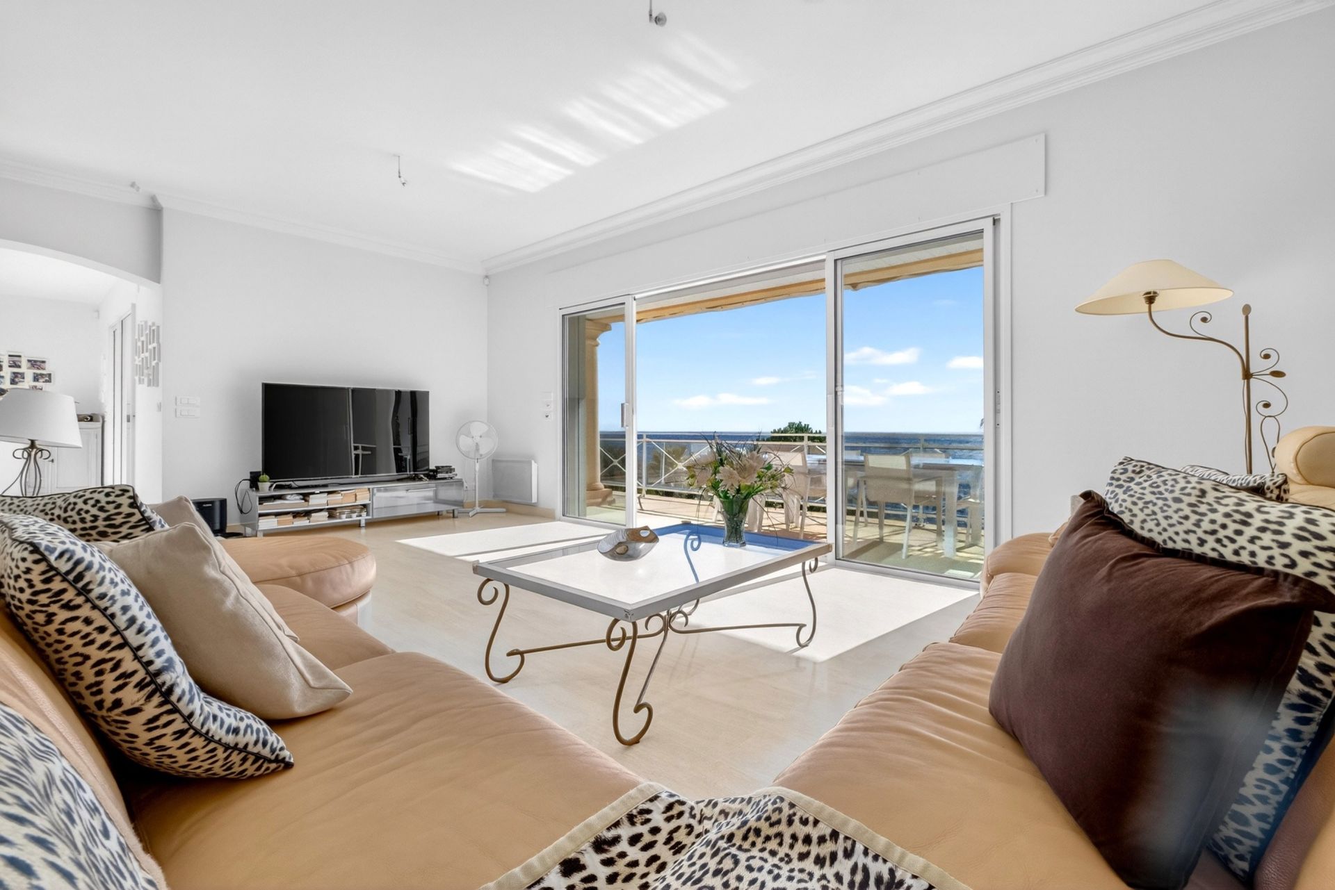 villa 7 Pièces en vente sur ANTHEOR (83530)