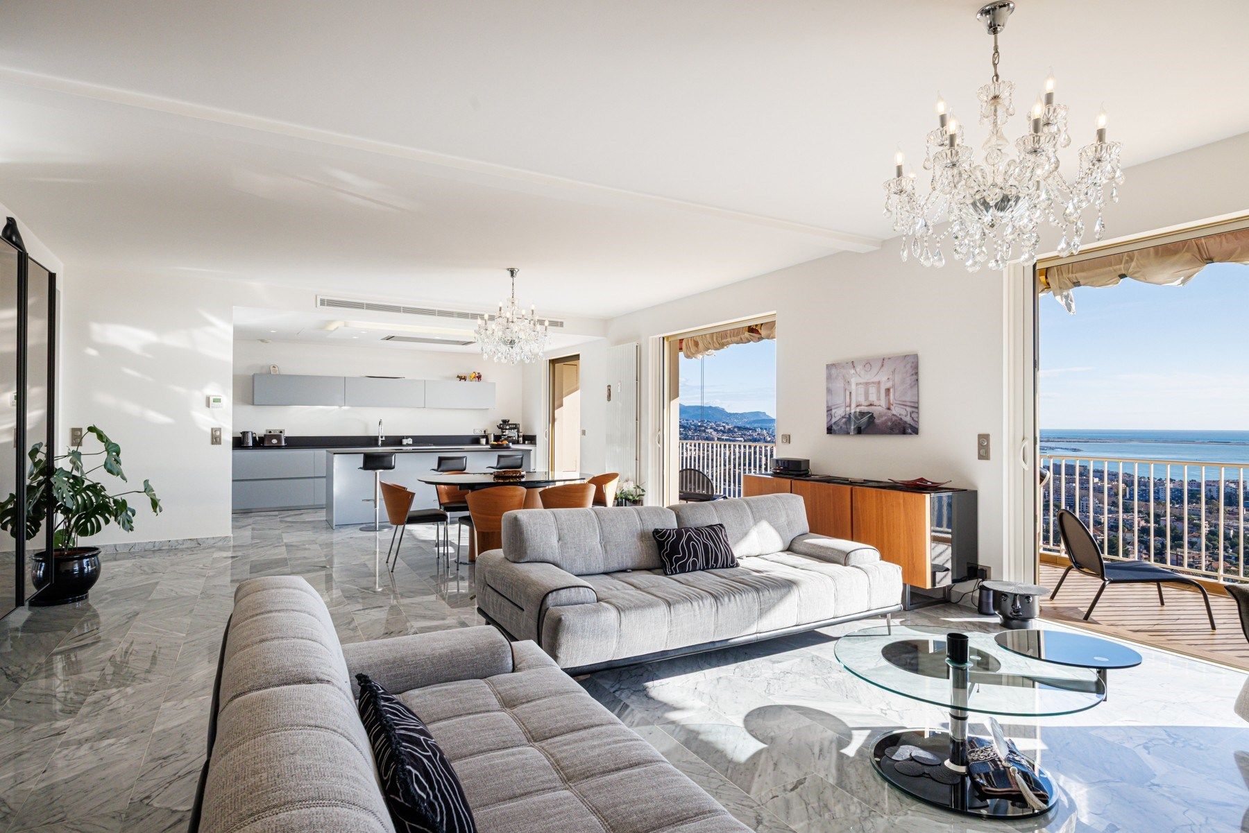 penthouse 4 Rooms for sale on CAGNES SUR MER (06800)