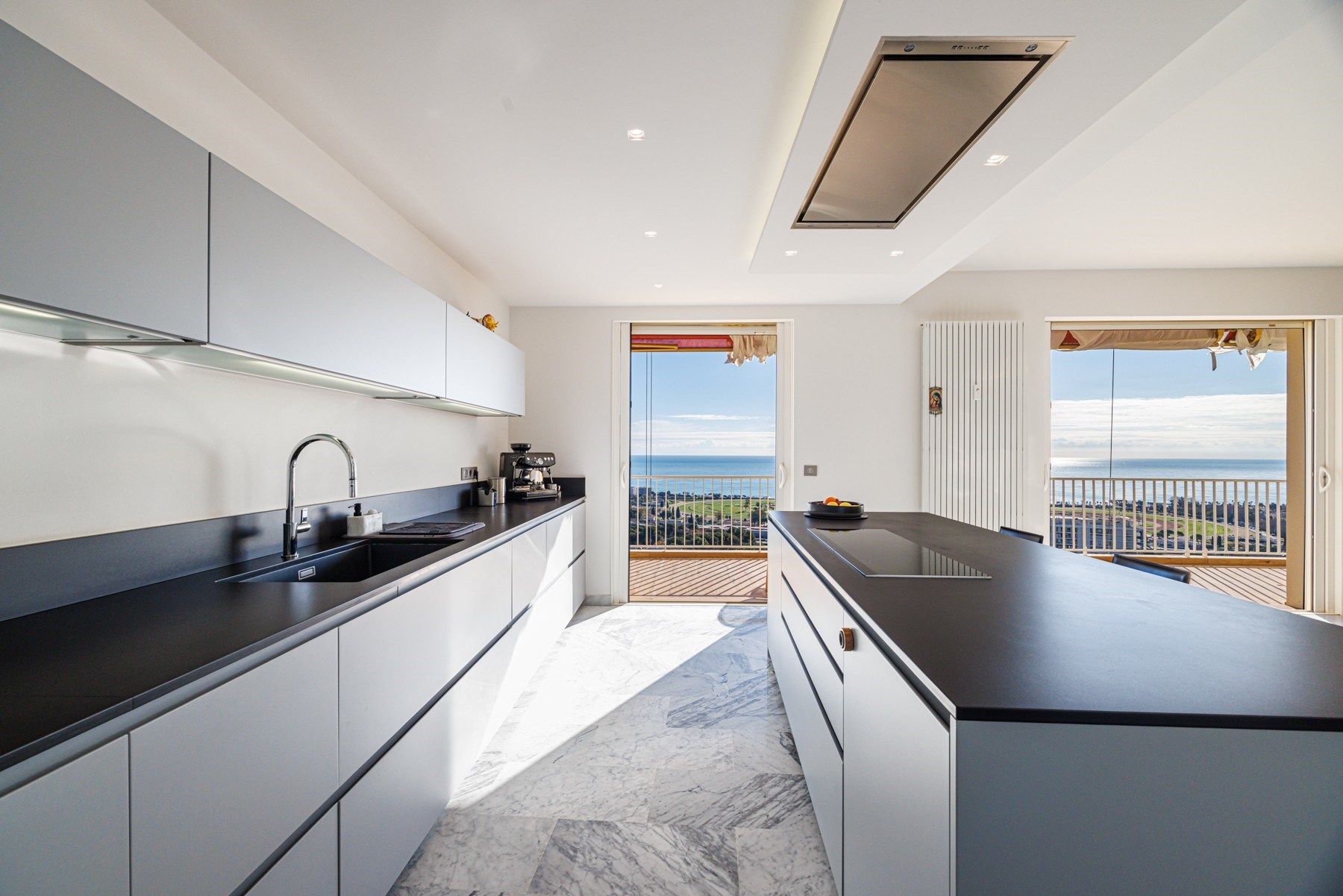 penthouse 4 Rooms for sale on CAGNES SUR MER (06800)
