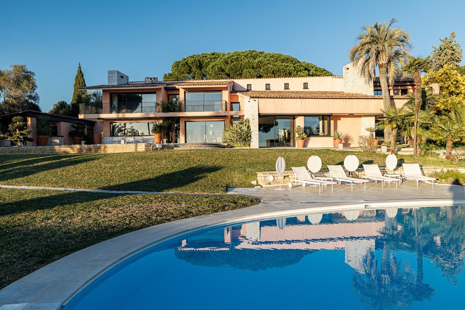 villa 8 Pièces en vente sur NICE (06000)