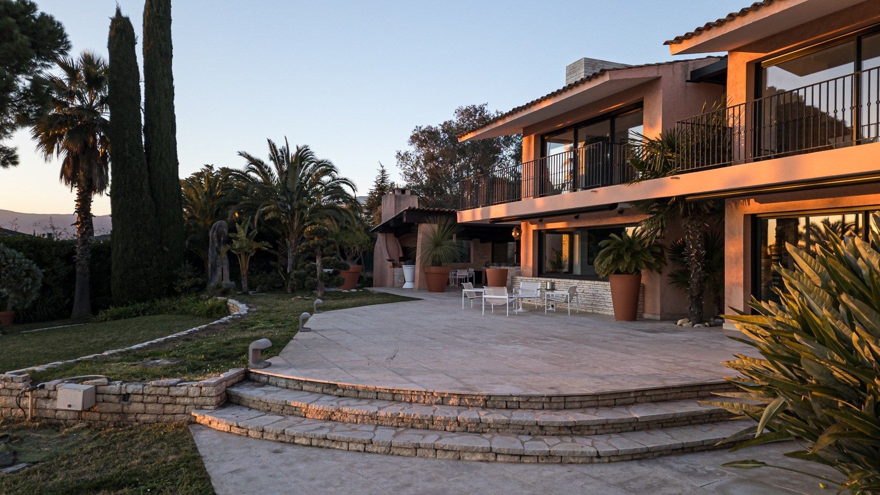 villa 8 Pièces en vente sur NICE (06000)