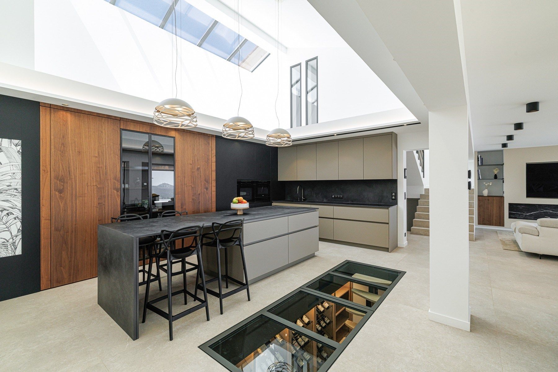 maison contemporaine 10 Pièces en vente sur MANDELIEU LA NAPOULE (06210)