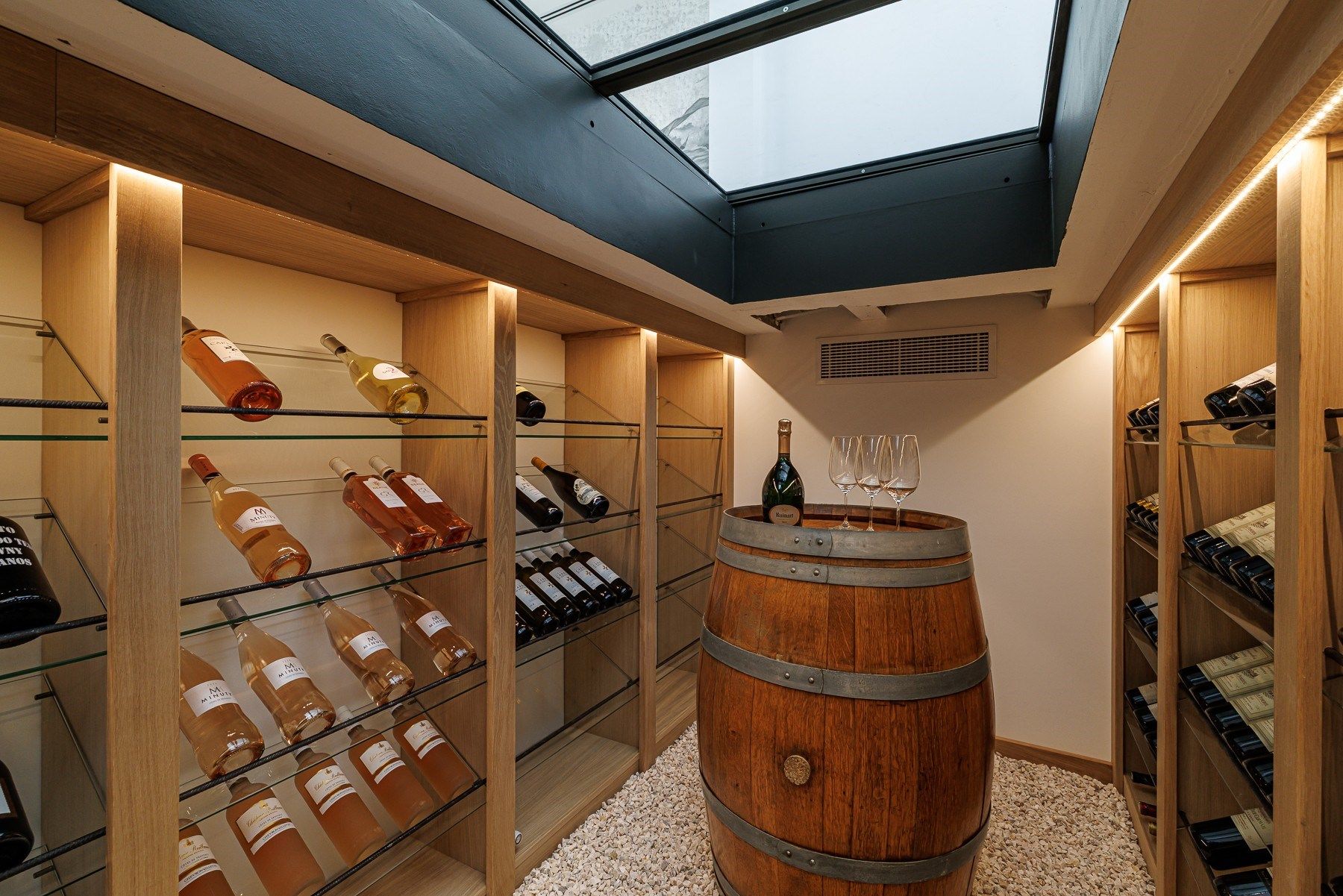 maison contemporaine 10 Pièces en vente sur MANDELIEU LA NAPOULE (06210)