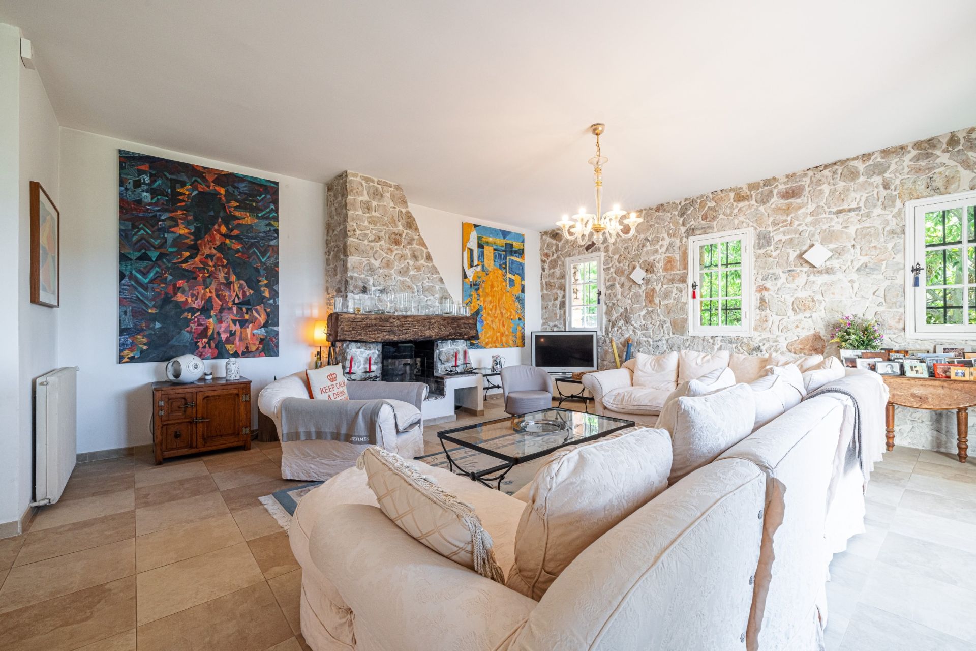 villa 8 Rooms for sale on NICE (06000)