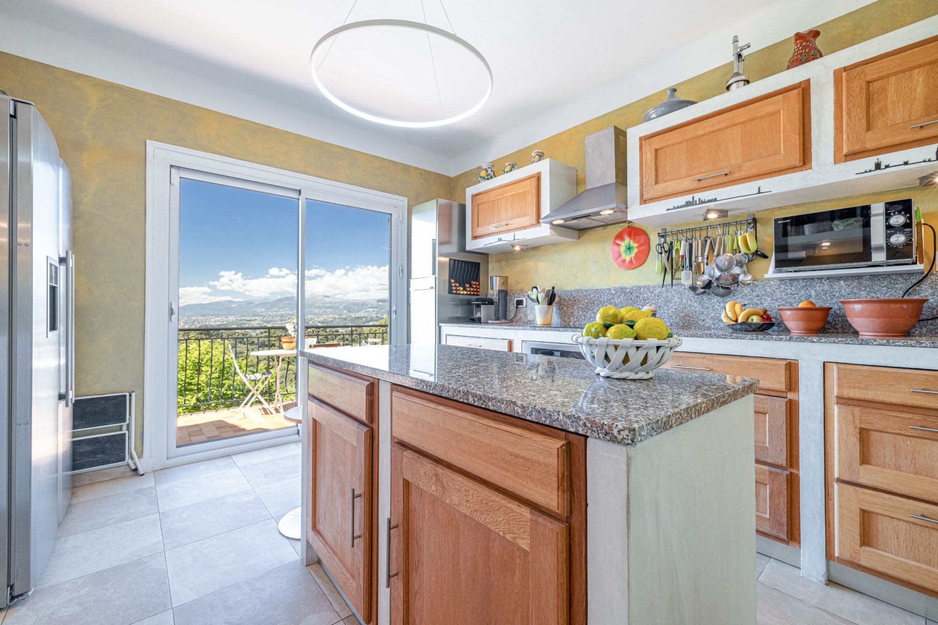 villa 8 Rooms for sale on NICE (06000)
