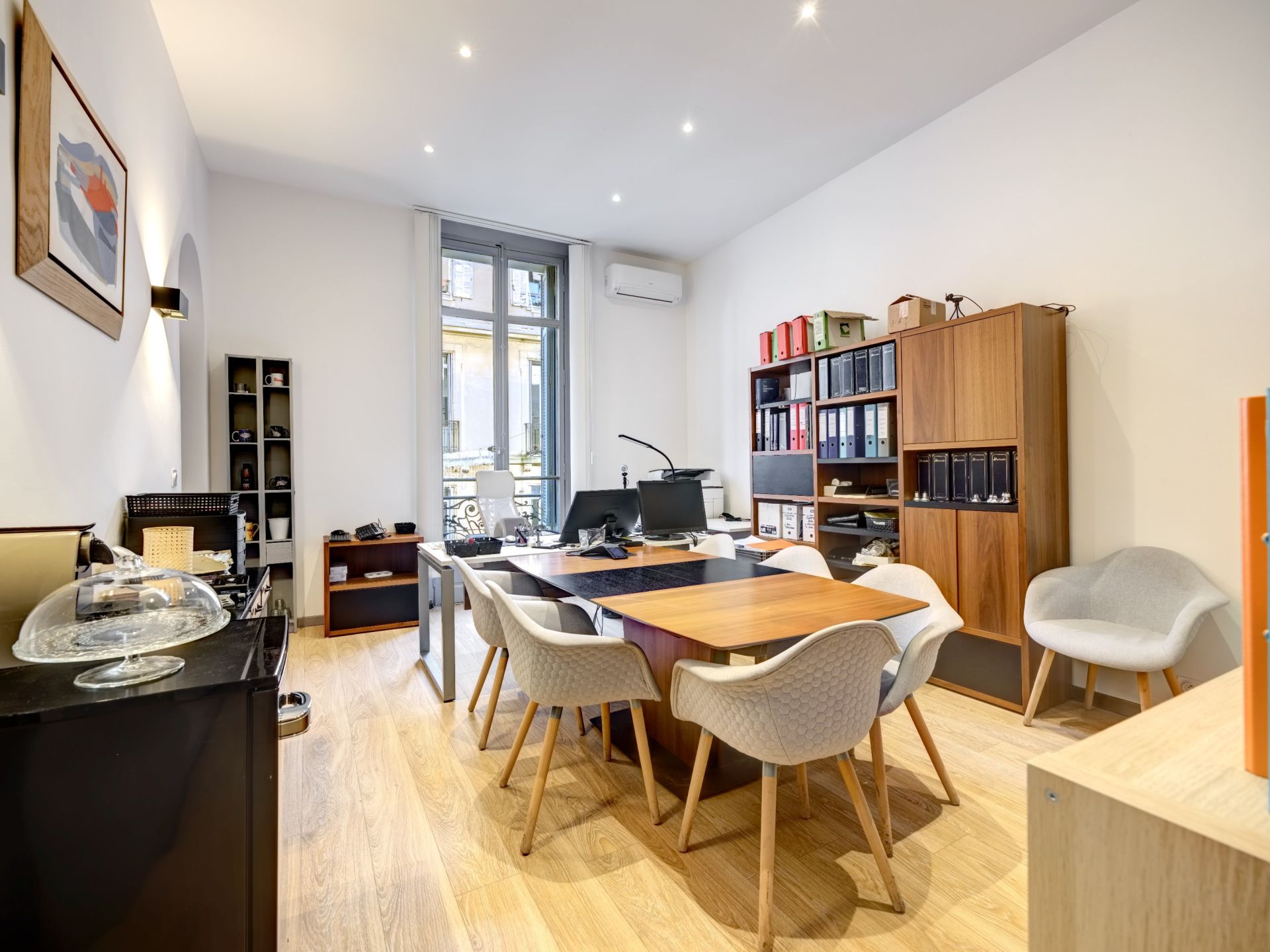 apartment 5 Rooms for sale on CANNES (06400)