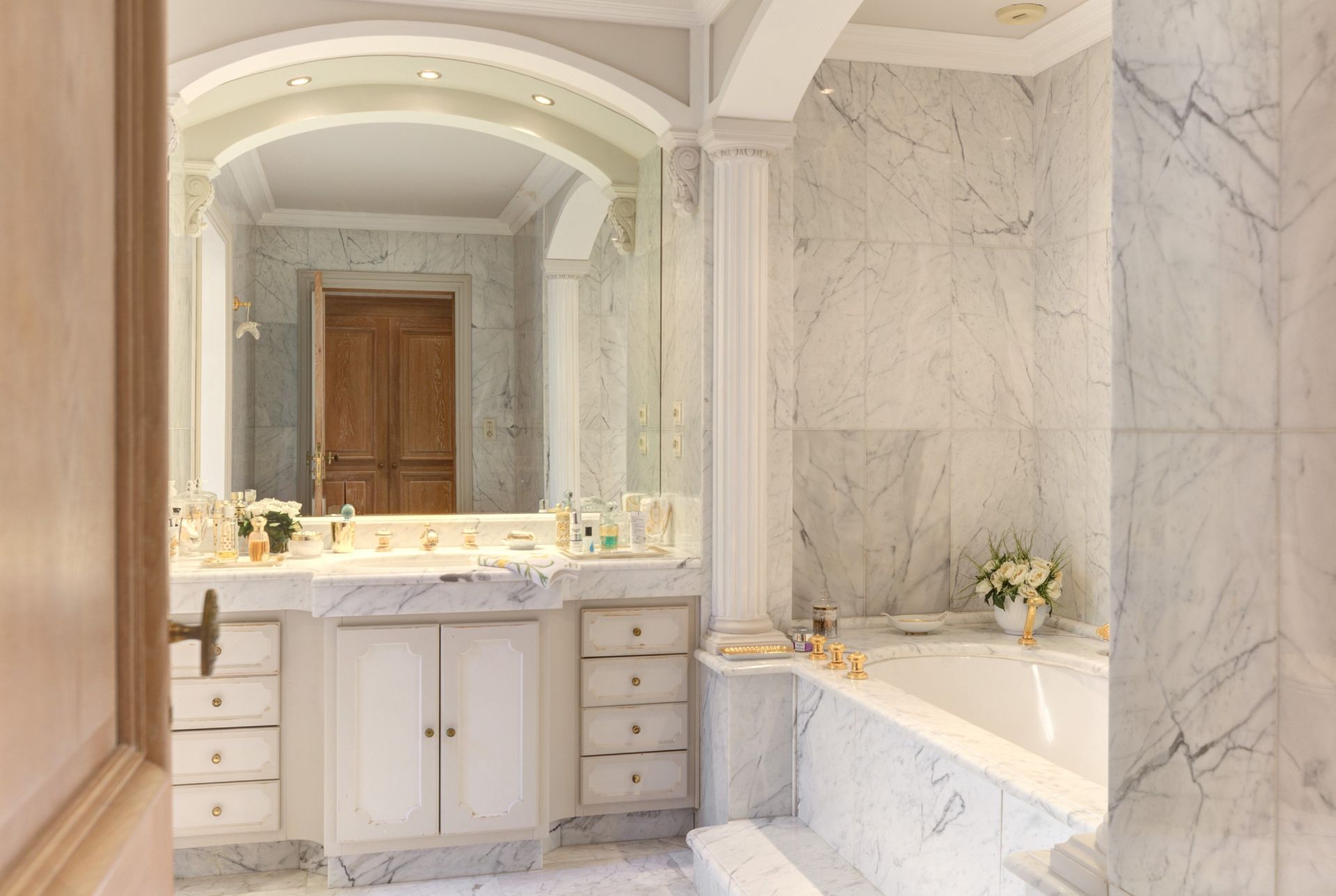 bastide 17 Pièces en vente sur AURIBEAU SUR SIAGNE (06810)