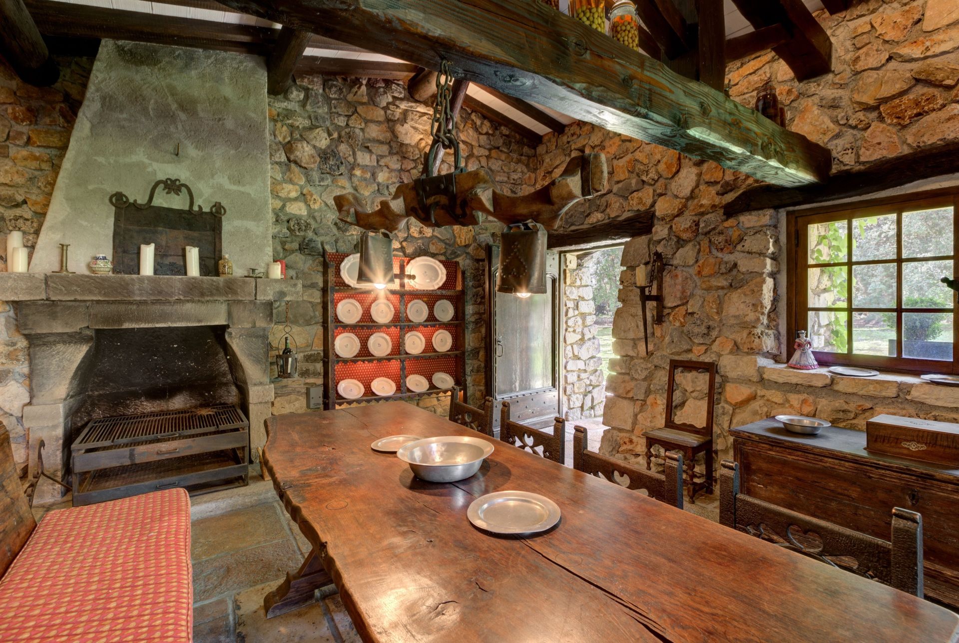 bastide 17 Pièces en vente sur AURIBEAU SUR SIAGNE (06810)