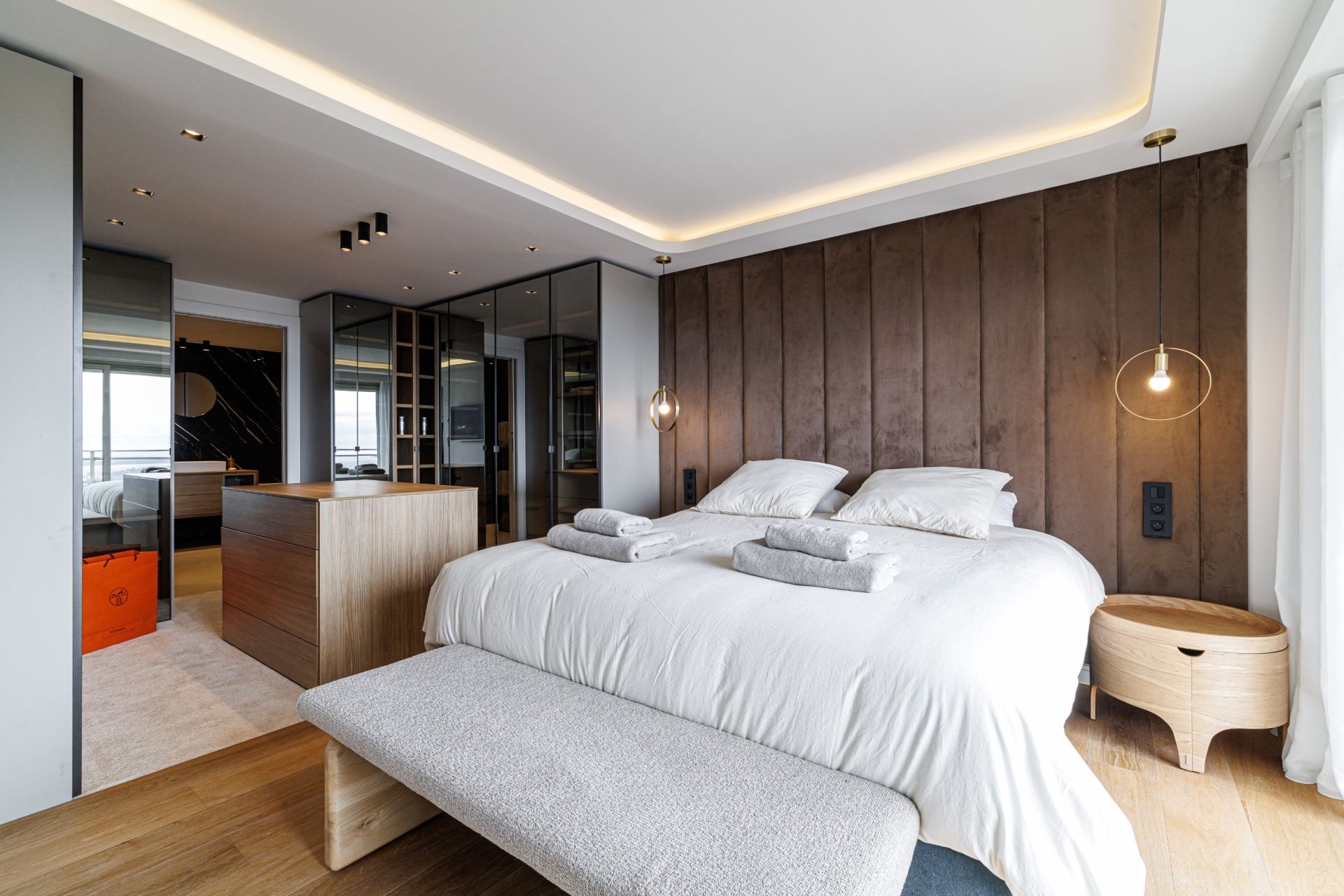 penthouse 6 Rooms for sale on LE CANNET (06110)