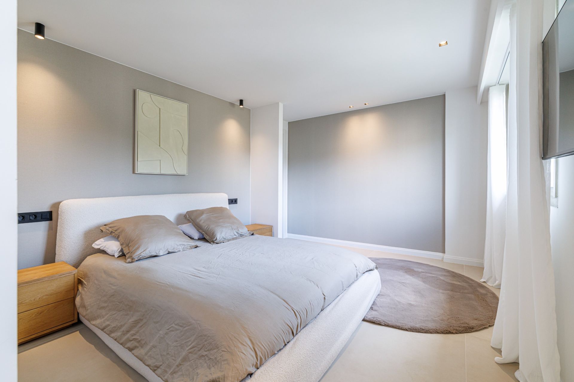 penthouse 6 Rooms for sale on LE CANNET (06110)