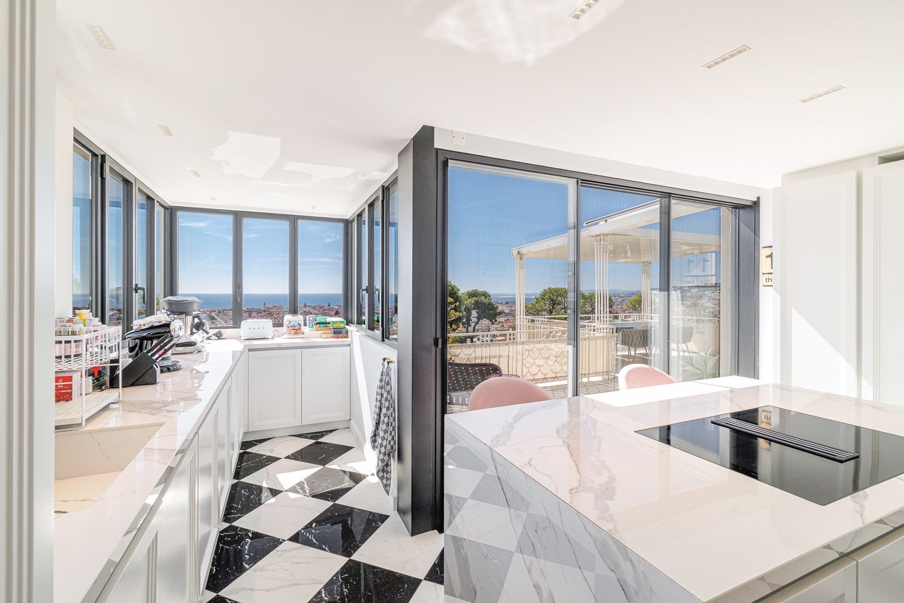 duplex 7 Pièces en vente sur NICE (06000)