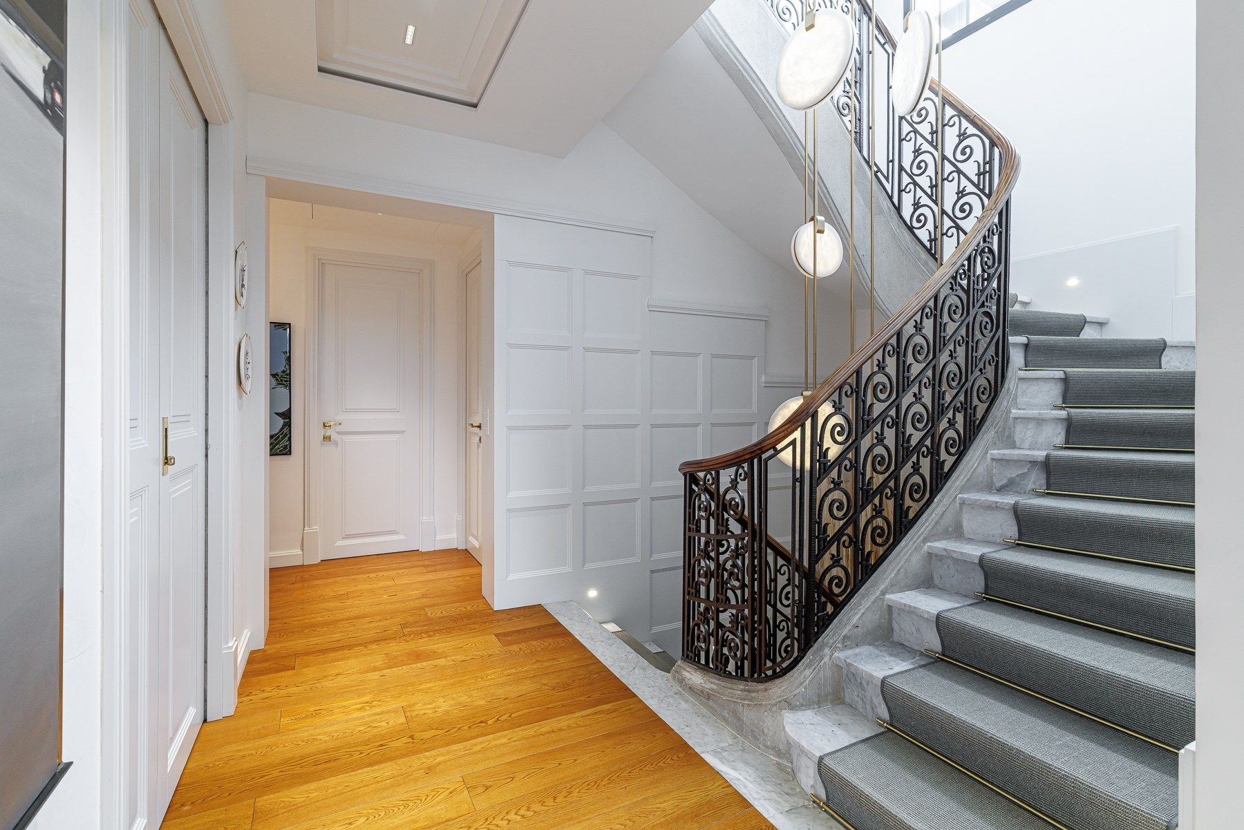 duplex 7 Rooms for sale on NICE (06000)