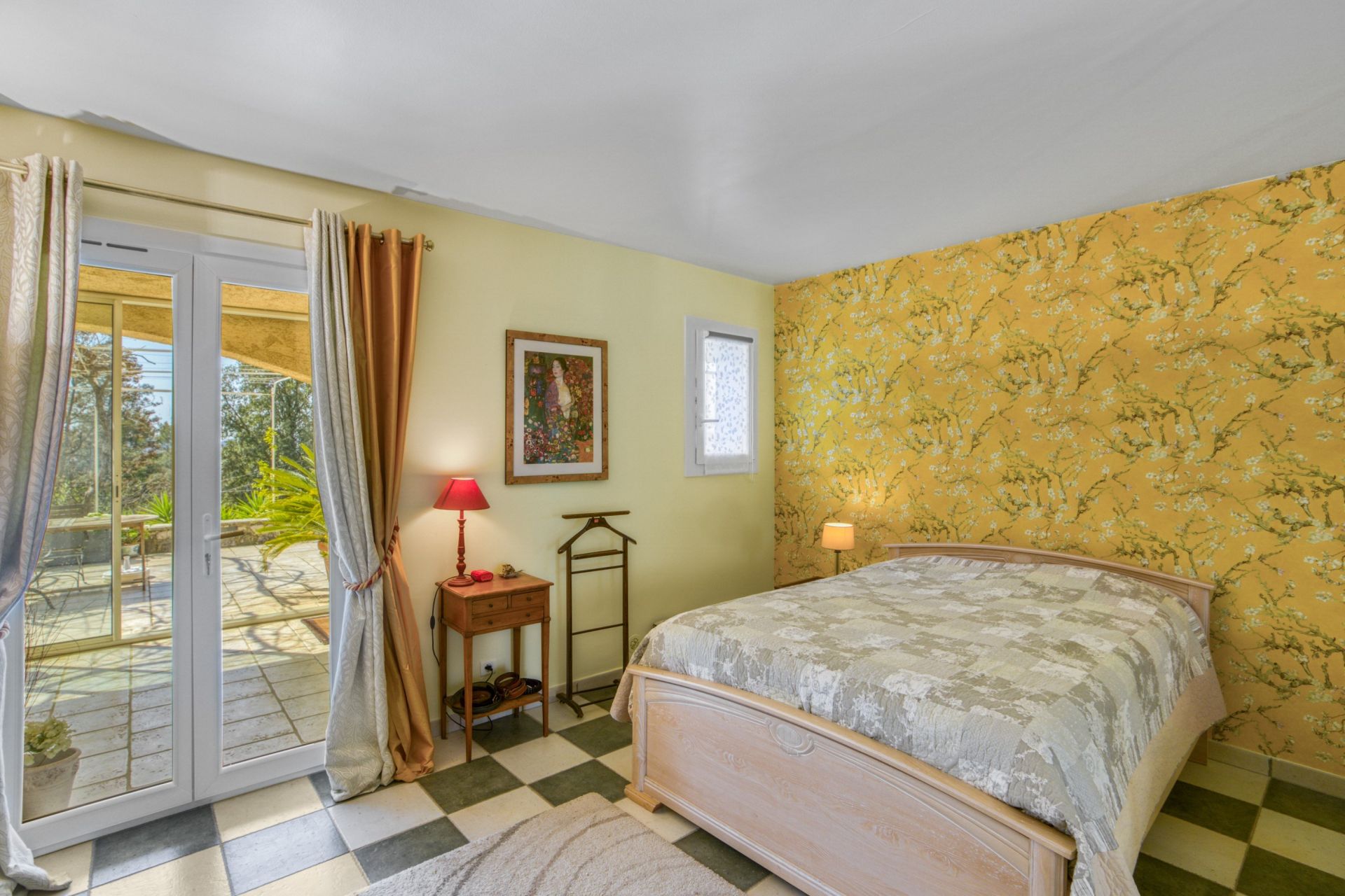 villa 5 Pièces en vente sur CABRIS (06530)