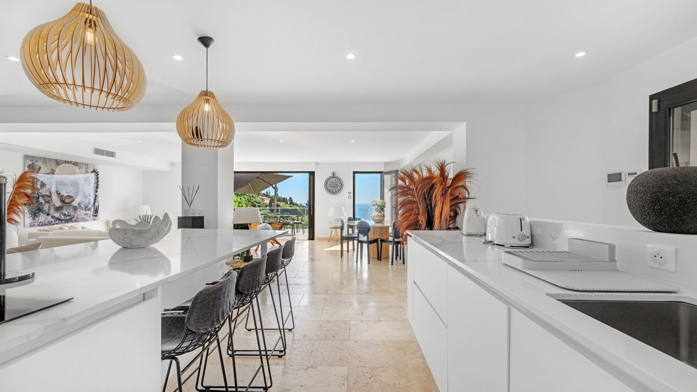 villa 8 Pièces en vente sur LES ISSAMBRES (83380)