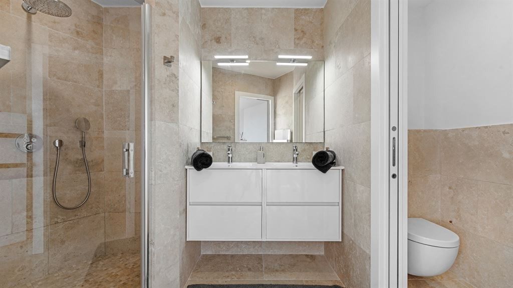 villa 8 Pièces en vente sur LES ISSAMBRES (83380)