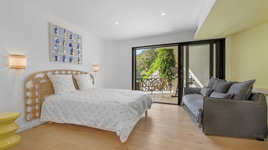 villa 8 Pièces en vente sur LES ISSAMBRES (83380)