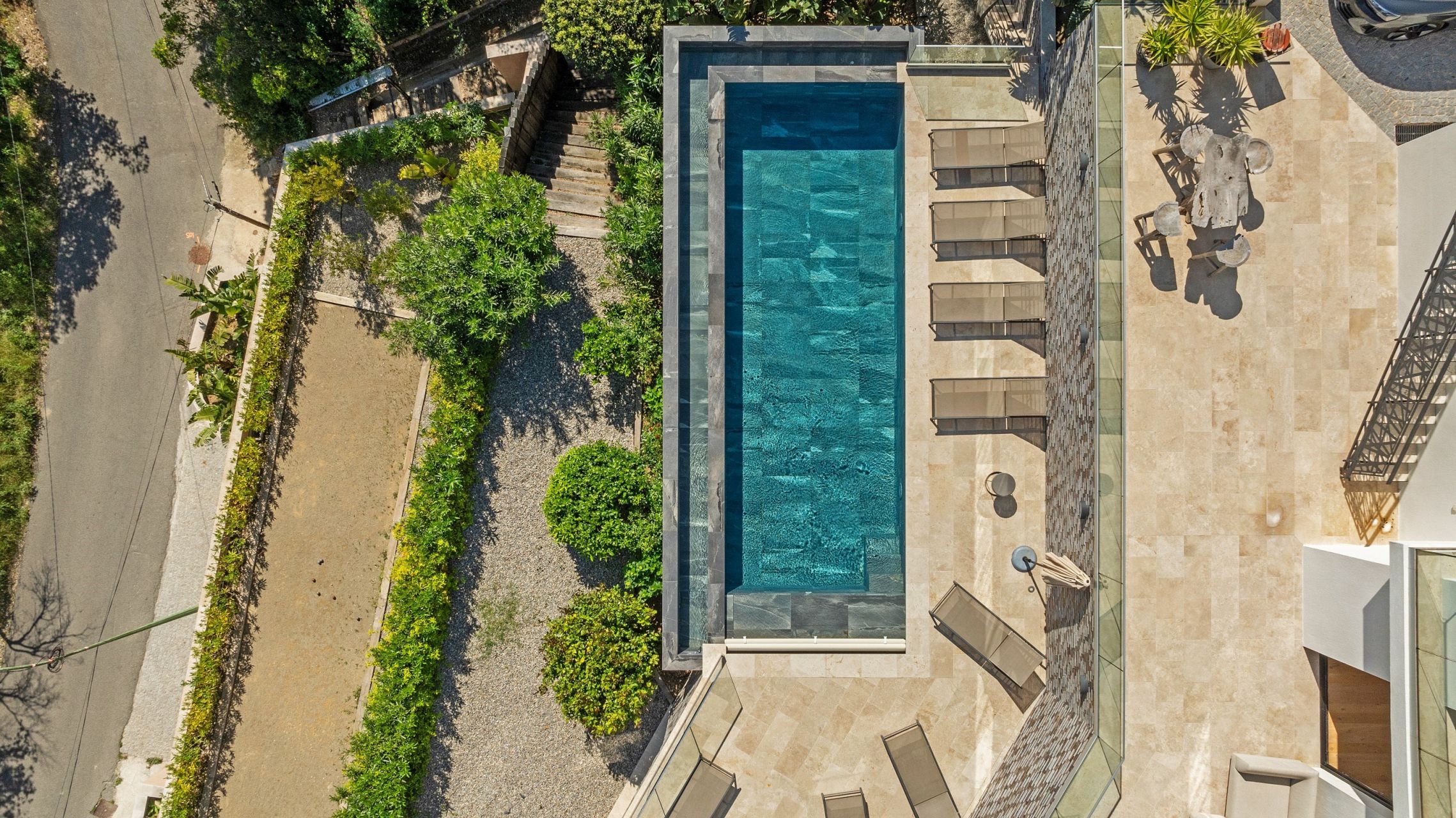 villa 8 Pièces en vente sur LES ISSAMBRES (83380)