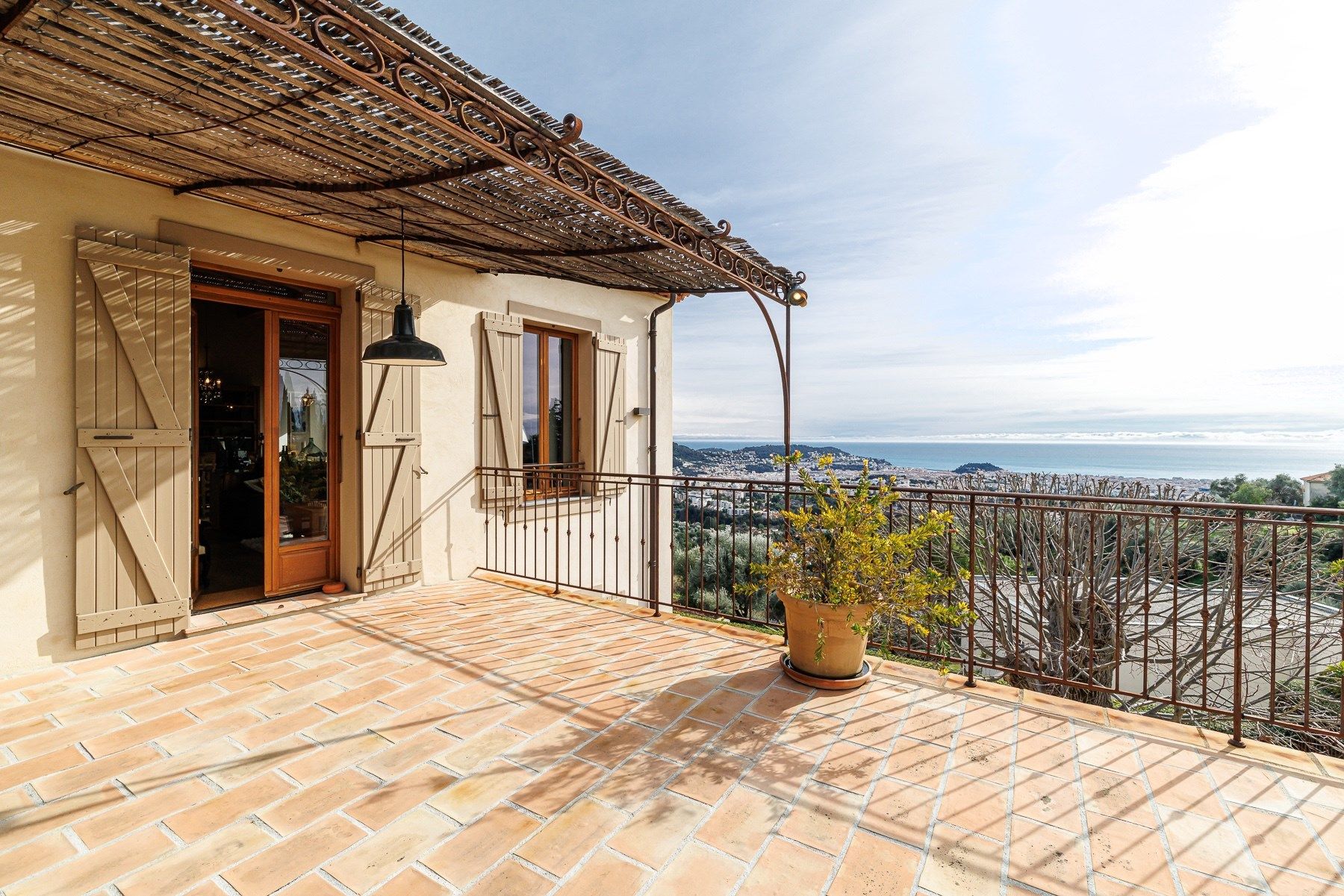 bastide 5 Rooms for sale on NICE (06000)