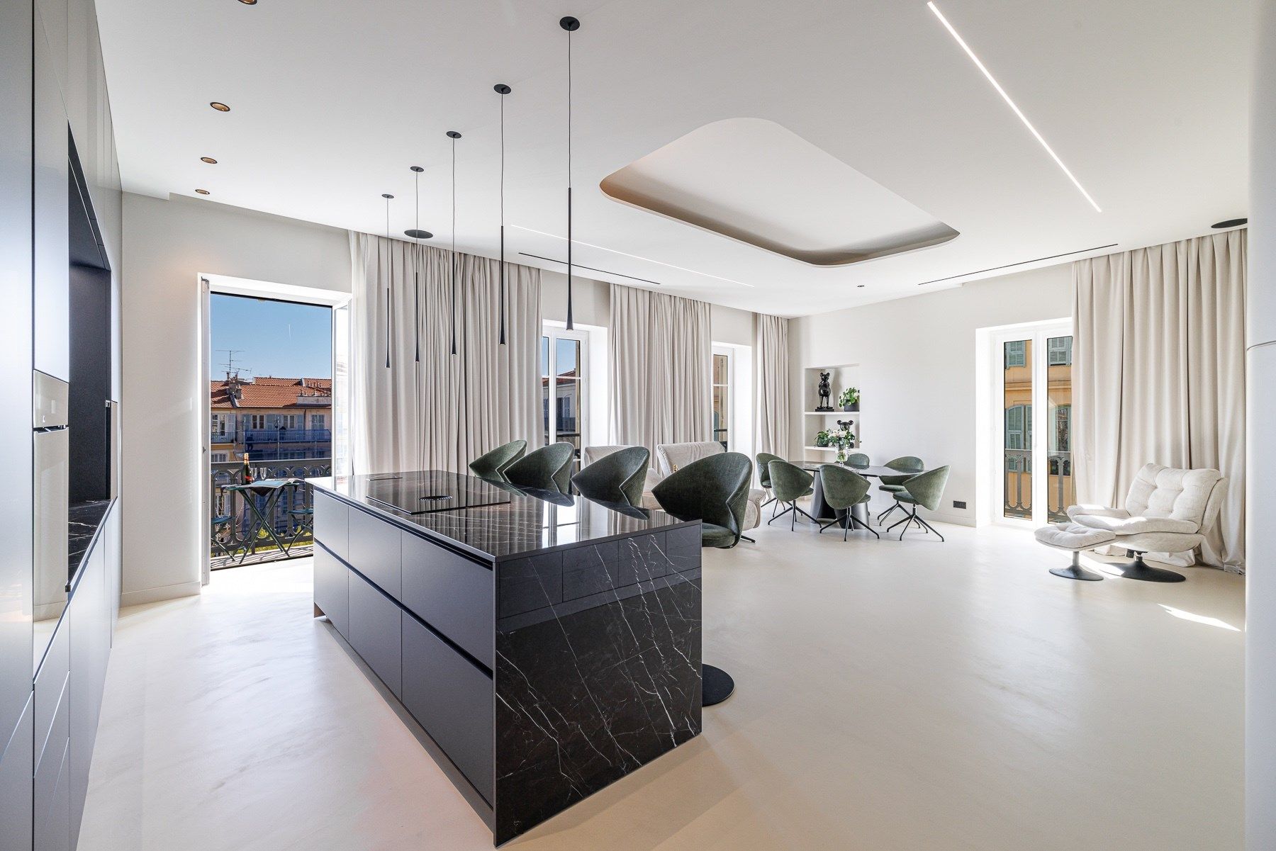 apartment 4 Rooms for sale on NICE (06000)