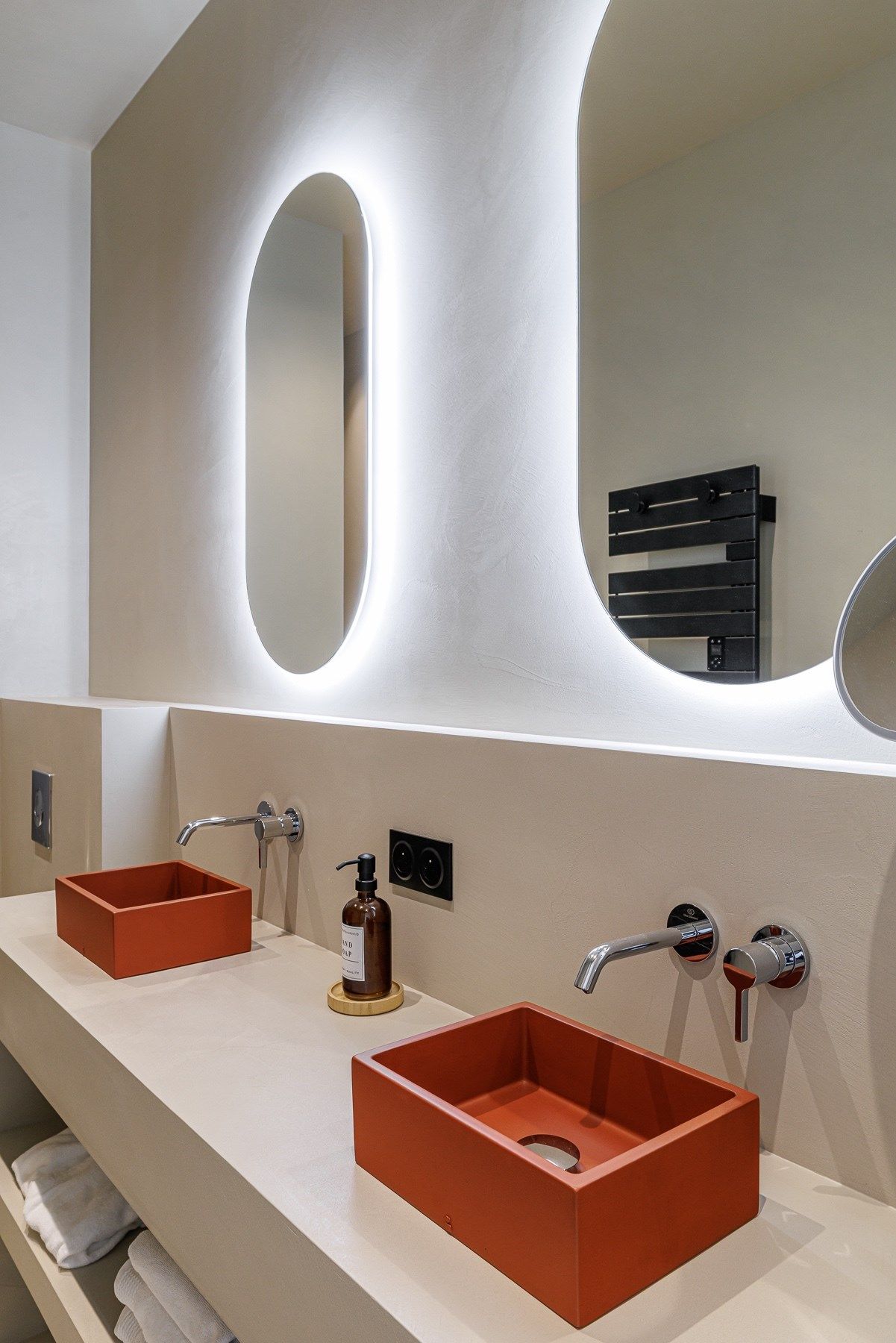 apartment 4 Rooms for sale on NICE (06000)