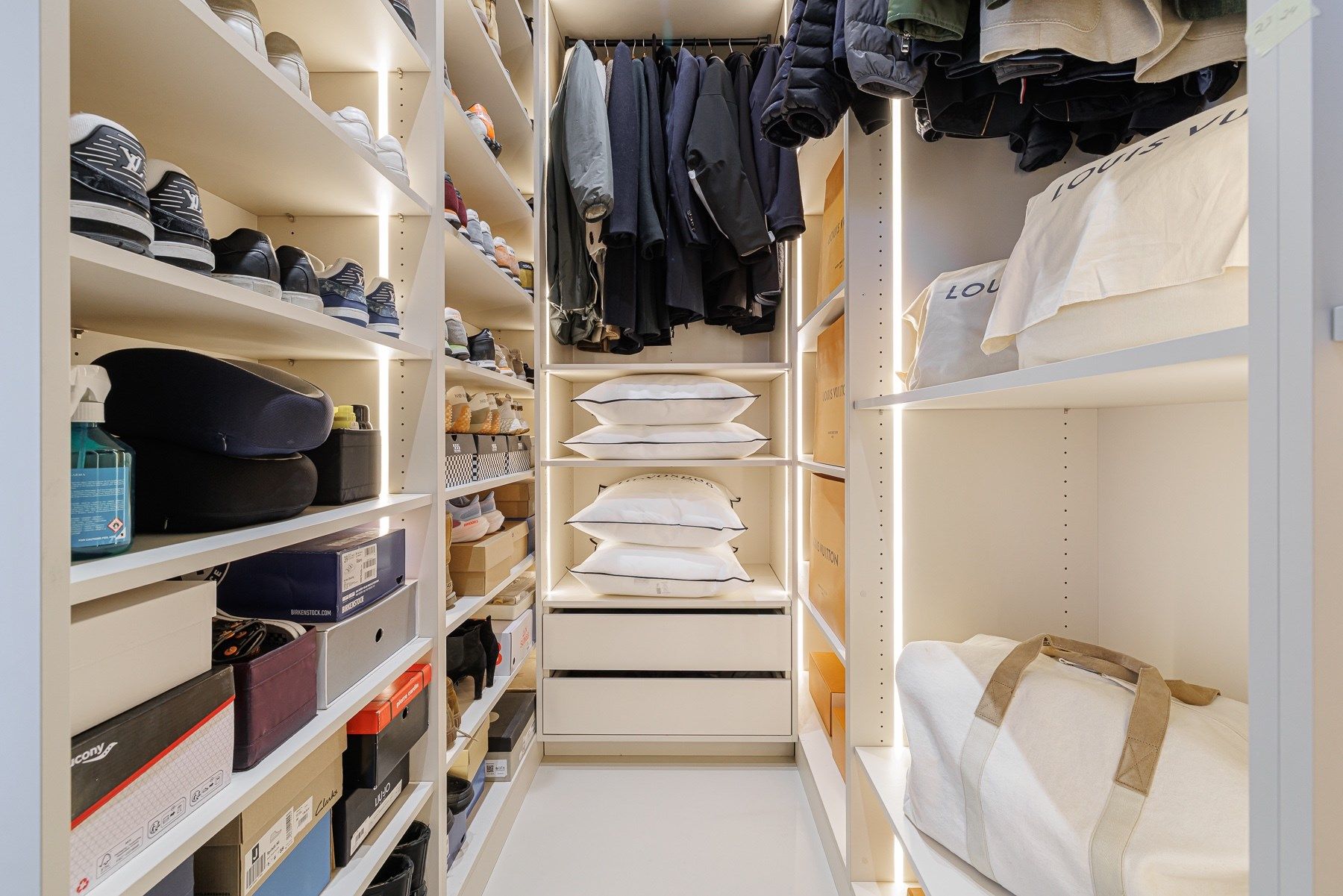 apartment 4 Rooms for sale on NICE (06000)