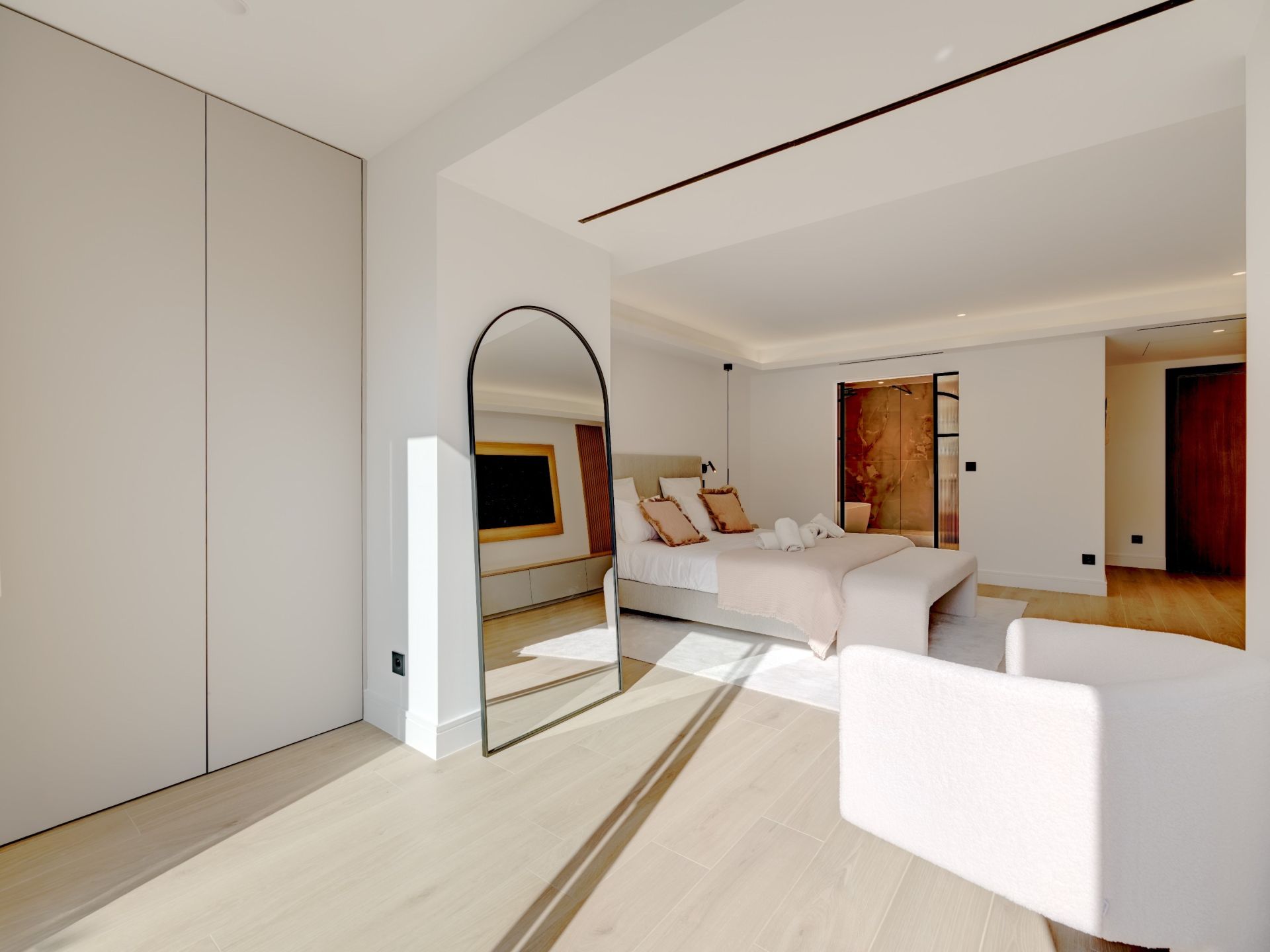 appartement 7 Pièces en vente sur CANNES (06400)
