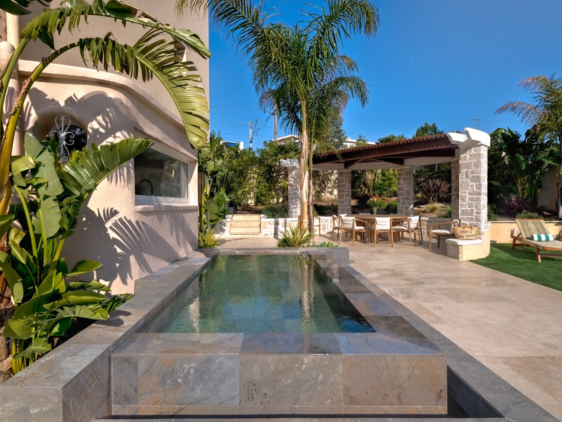 apartment 7 Rooms for sale on CANNES (06400)