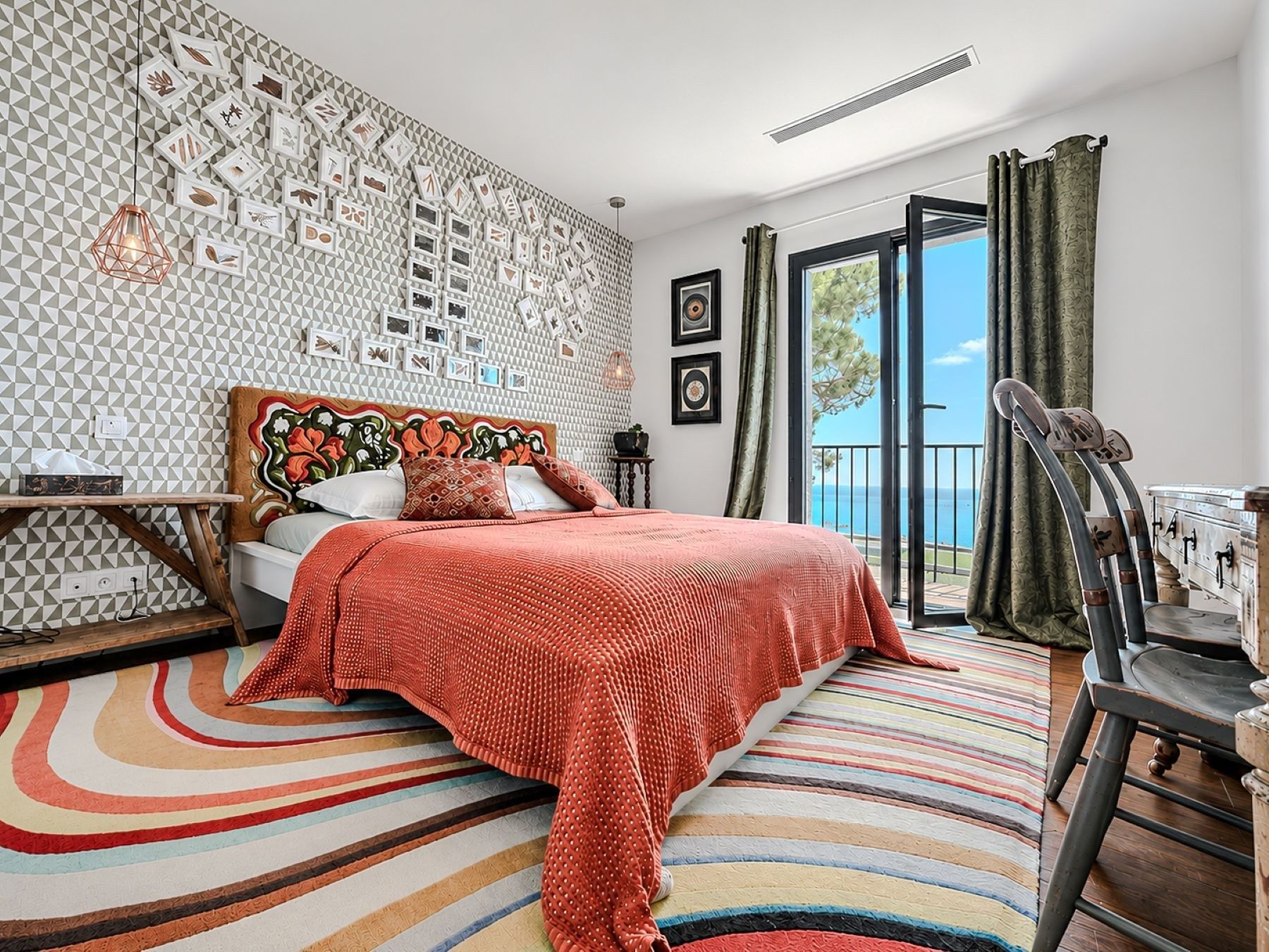 villa 6 Pièces en vente sur BEAUSOLEIL (06240)
