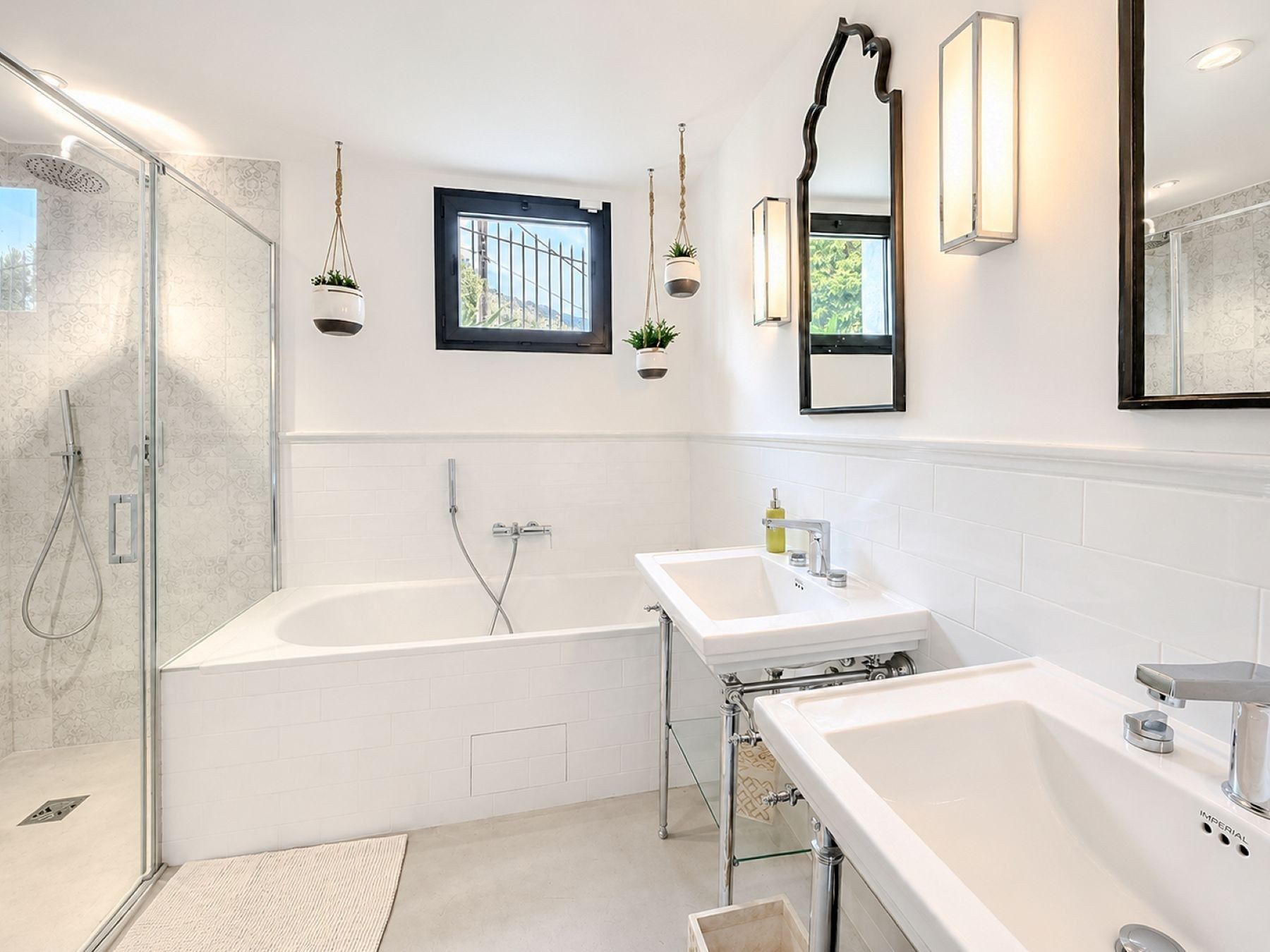 villa 6 Pièces en vente sur BEAUSOLEIL (06240)