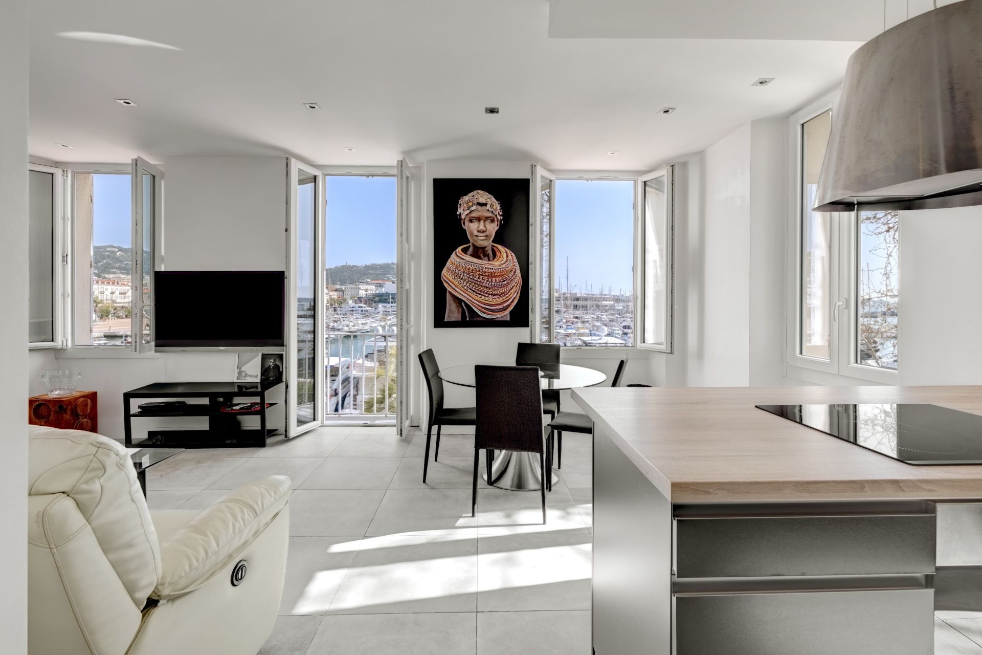 apartment 3 Rooms for sale on CANNES (06400)