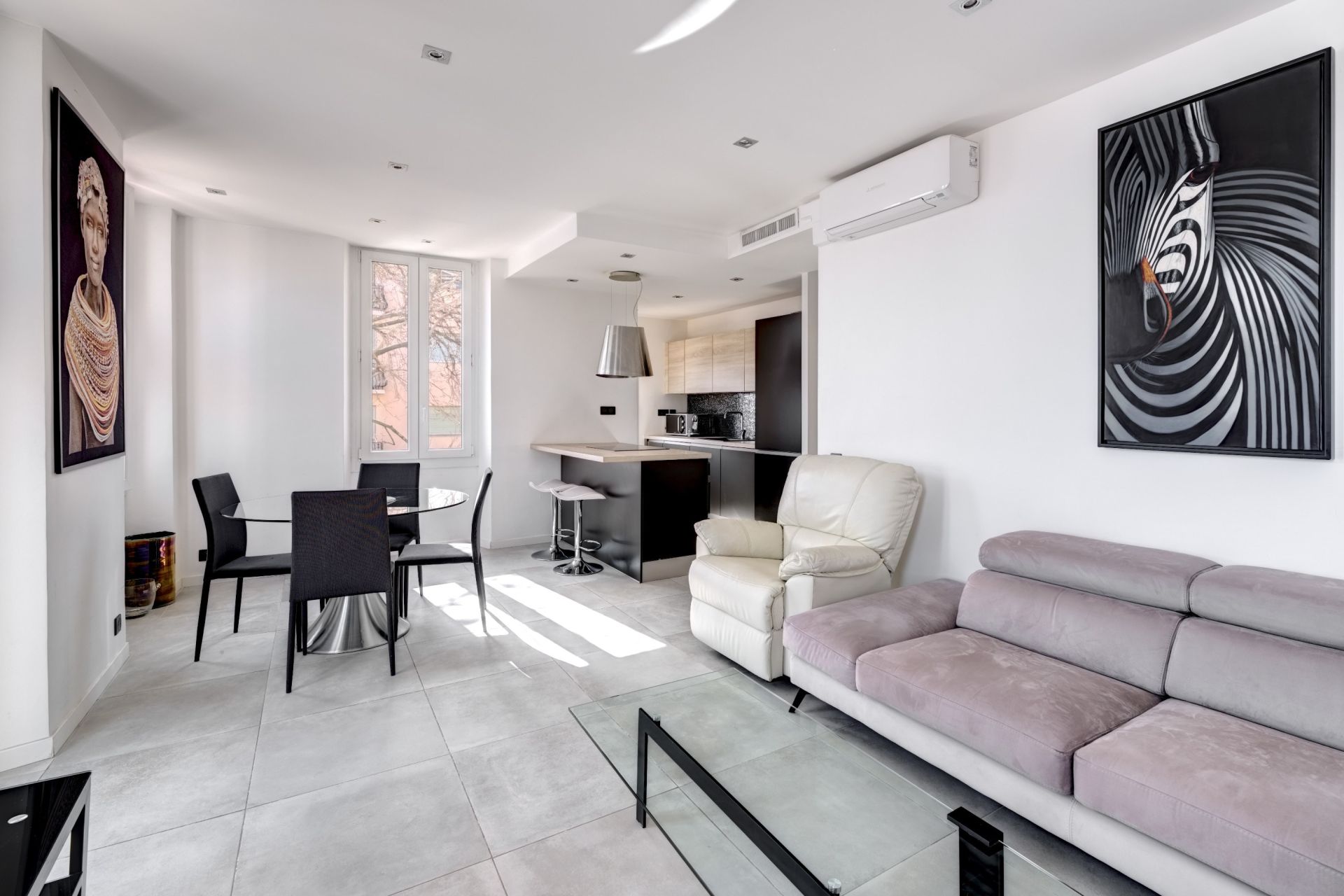 apartment 3 Rooms for sale on CANNES (06400)