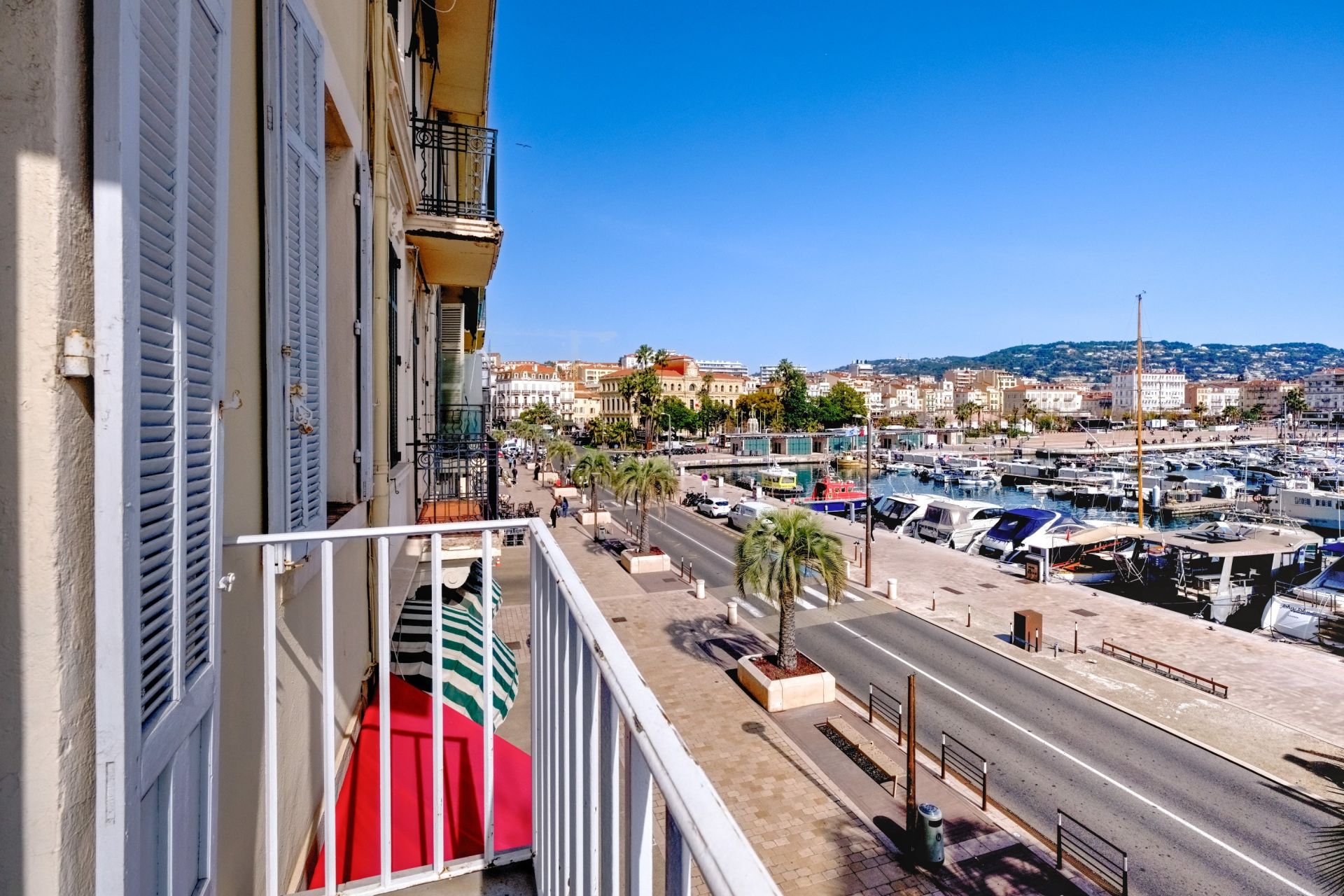 apartment 3 Rooms for sale on CANNES (06400)