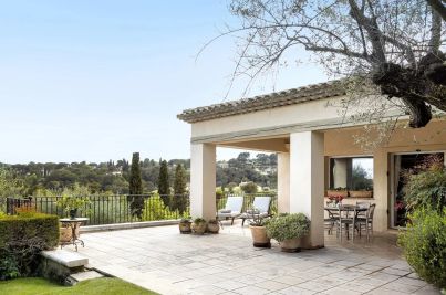 Vente Bastide Biot 5&nbsp;Pièces 185&nbsp;m²