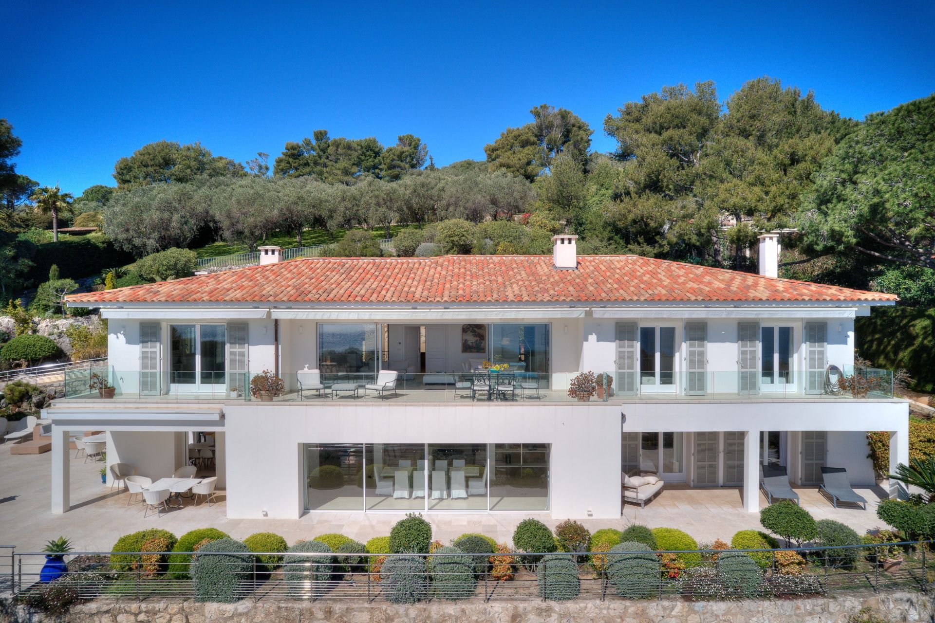 villa 12 Rooms for sale on ST JEAN CAP FERRAT (06230)