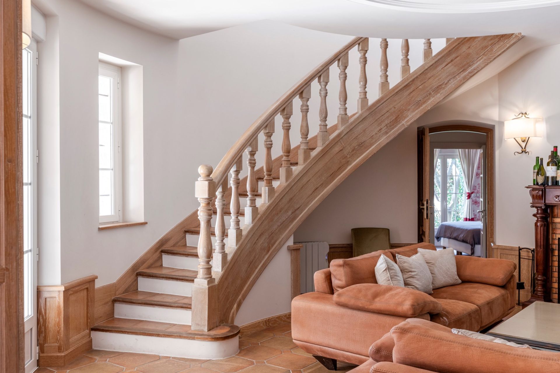 villa 12 Rooms for sale on NICE (06000)