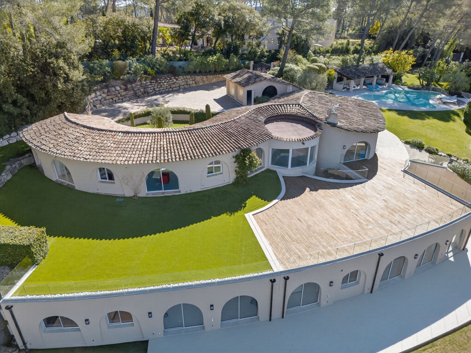 bastide 13 Rooms for sale on MOUANS SARTOUX (06370)