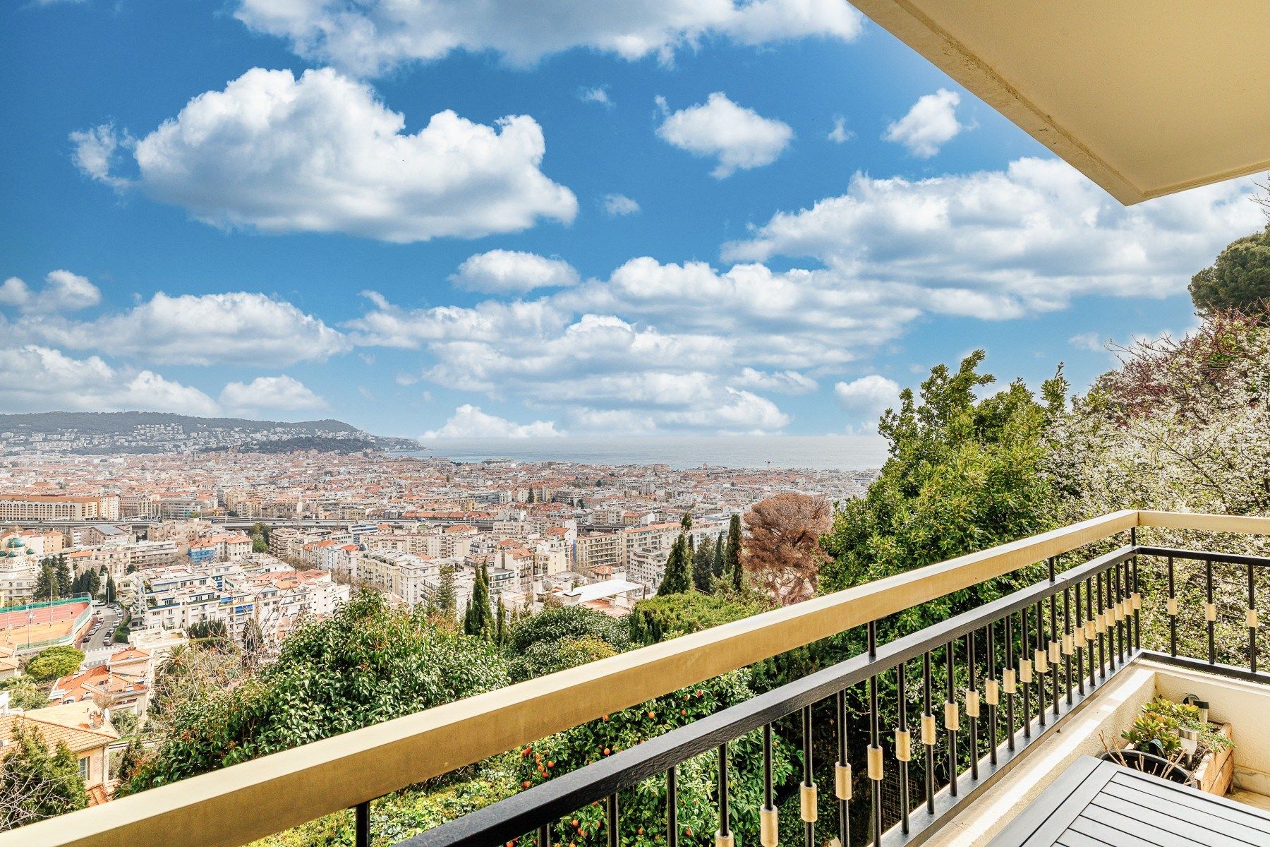 appartement 5 Pièces en vente sur NICE (06000)