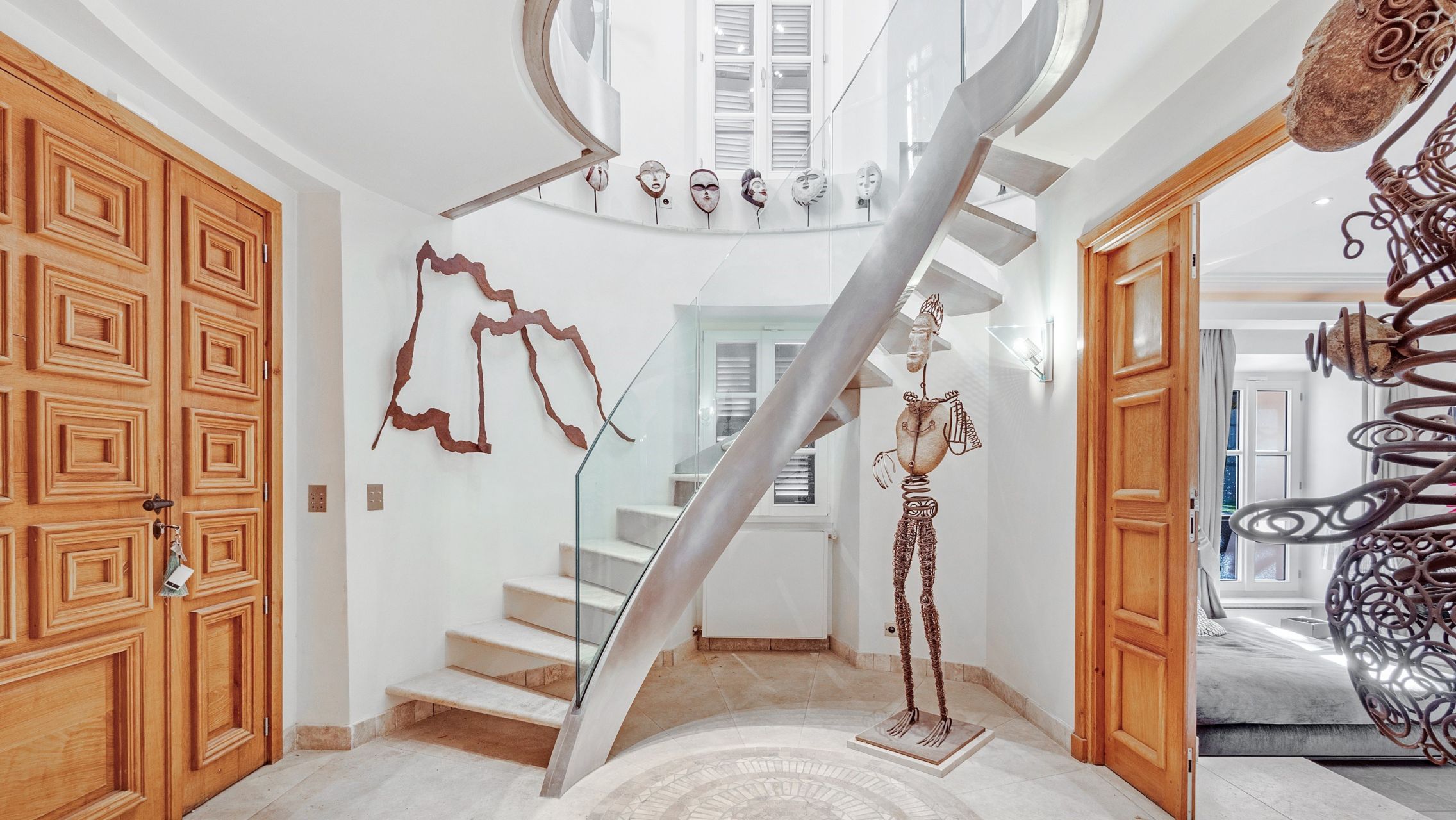 bastide 9 Rooms for sale on ST TROPEZ (83990)