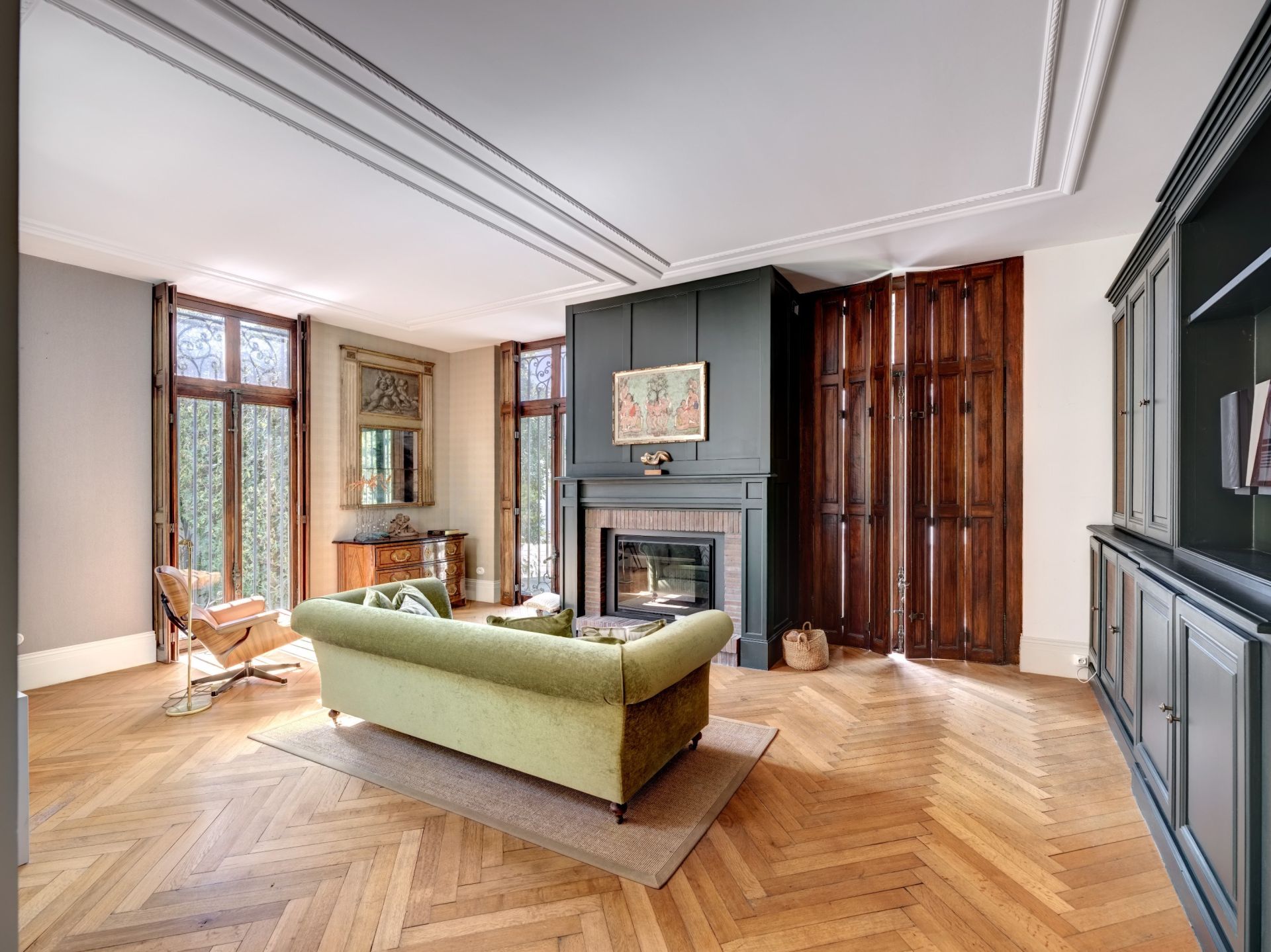 house 5 Rooms for sale on CANNES (06400)