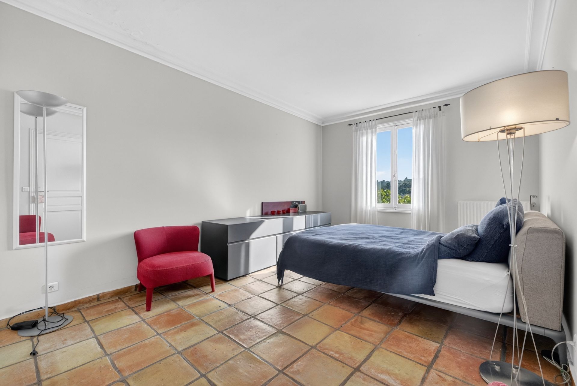 villa 6 Rooms for sale on BIOT (06410)