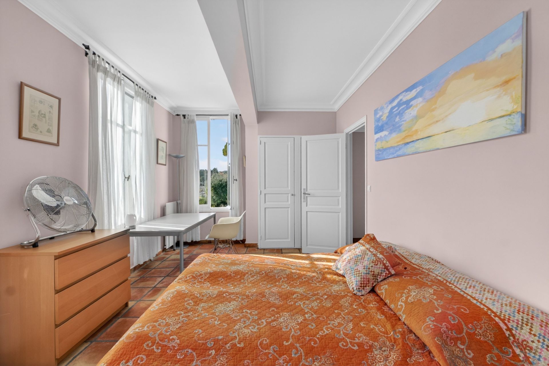 villa 6 Rooms for sale on BIOT (06410)